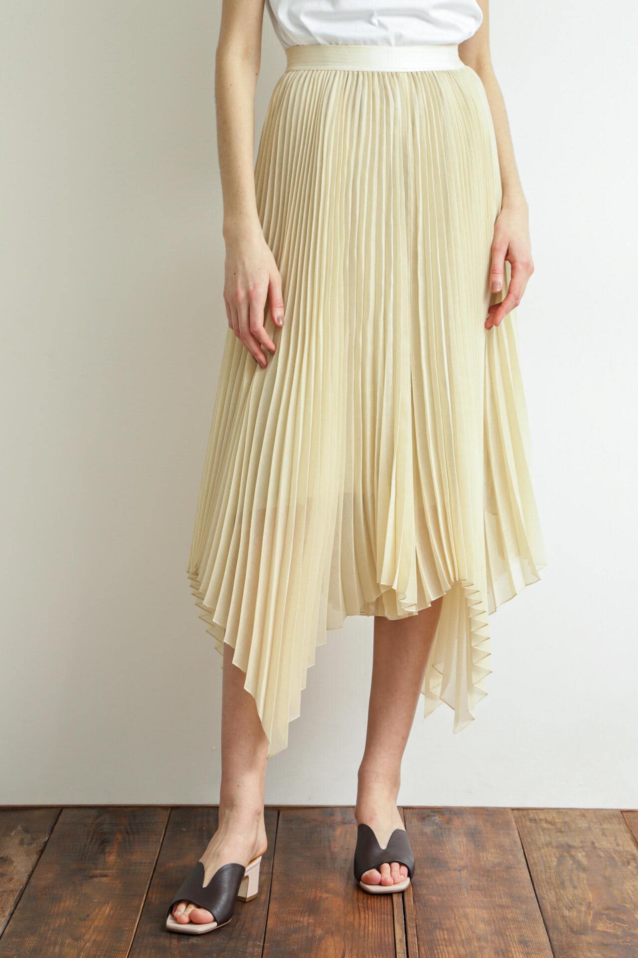 Sheer Pleated Pants