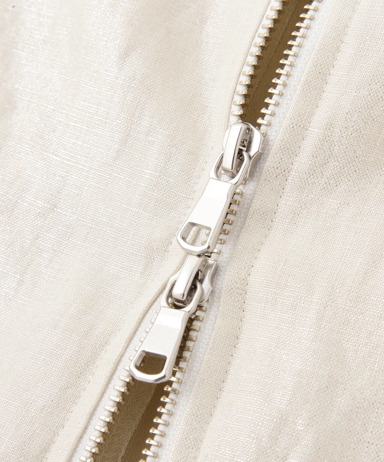 872c5ac1-df08-5329-b1f6-27b10ae33ea5_Image