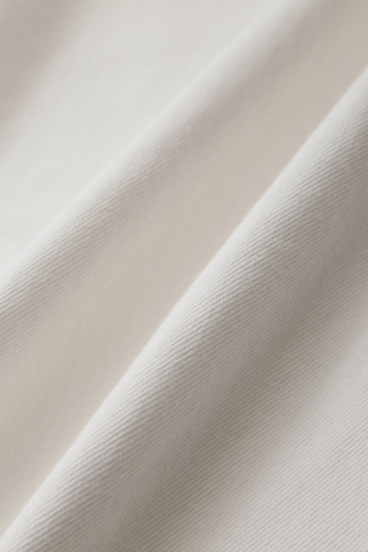 60762096-f510-5521-8a1f-7ce501bebb66_Image