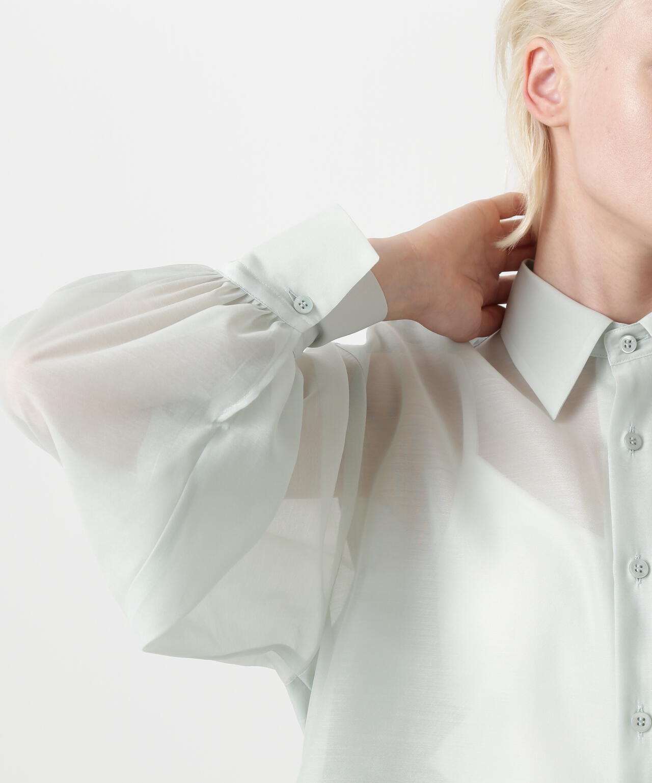 STUMBLY グラデーションシャツ　ホワイト　スタンブリー　ブラウス　プリーツ Fur Trim Combination Blouse | STUMBLY（スタンブリー） ｜【公式