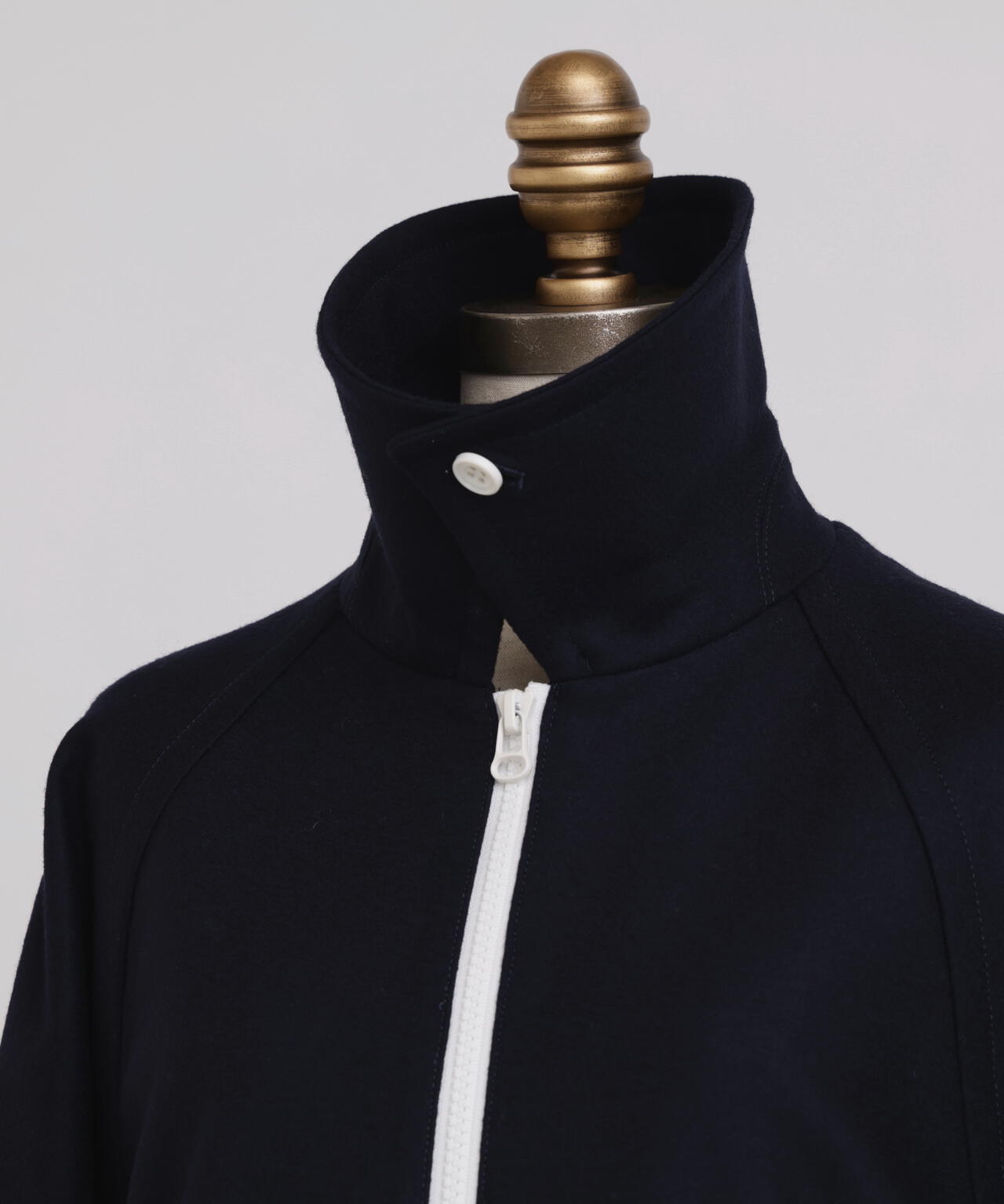 Bicolor Zip Swing Top