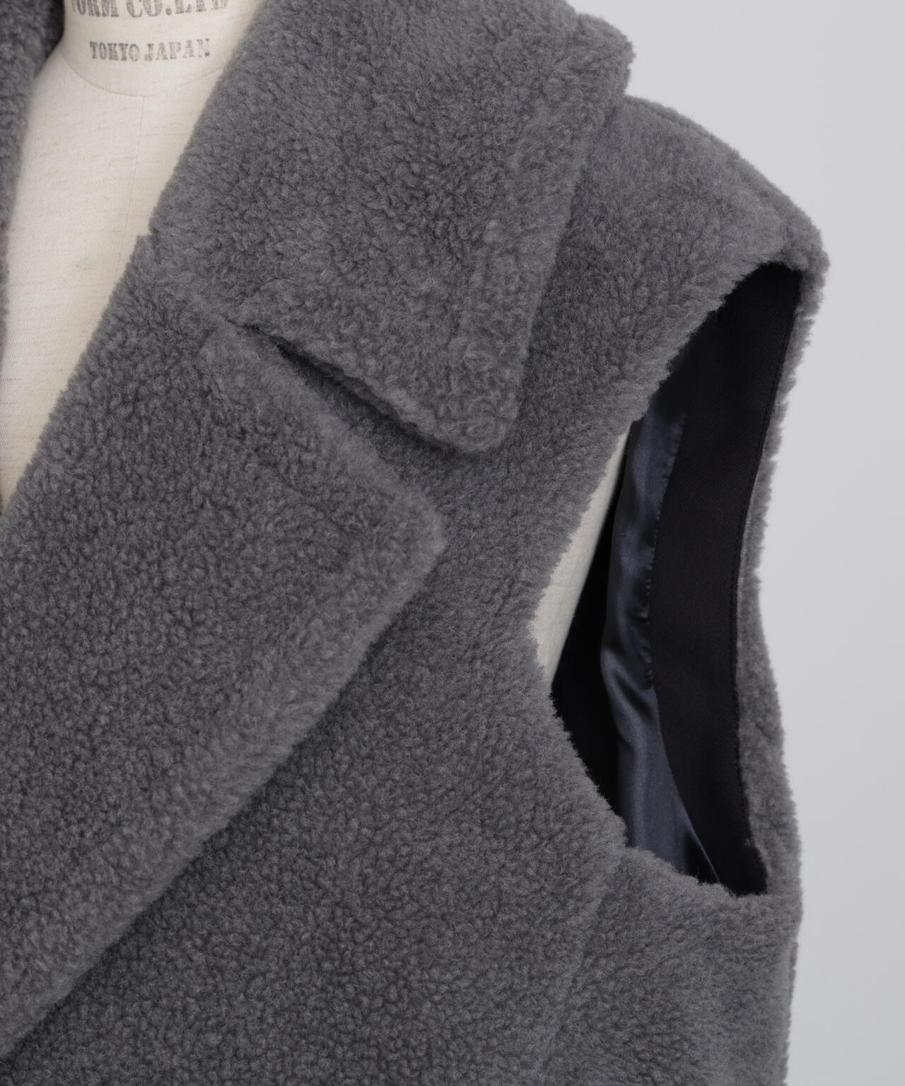 New Silhouette Boa Gilet