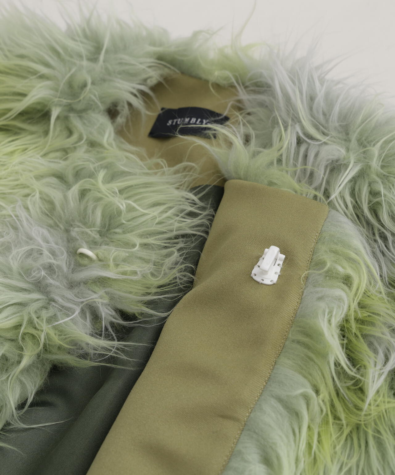 Gradation Dyed Fur Touch Gilet