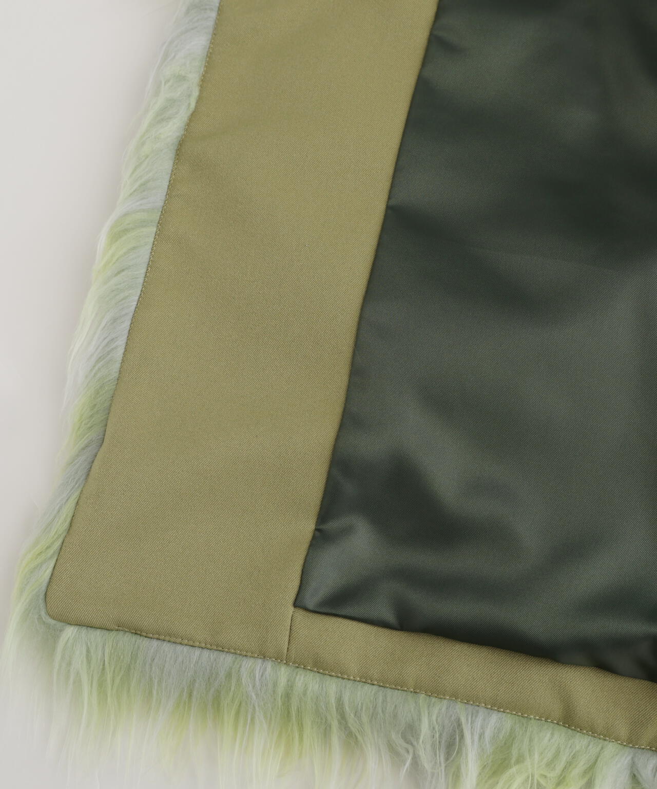 Gradation Dyed Fur Touch Gilet