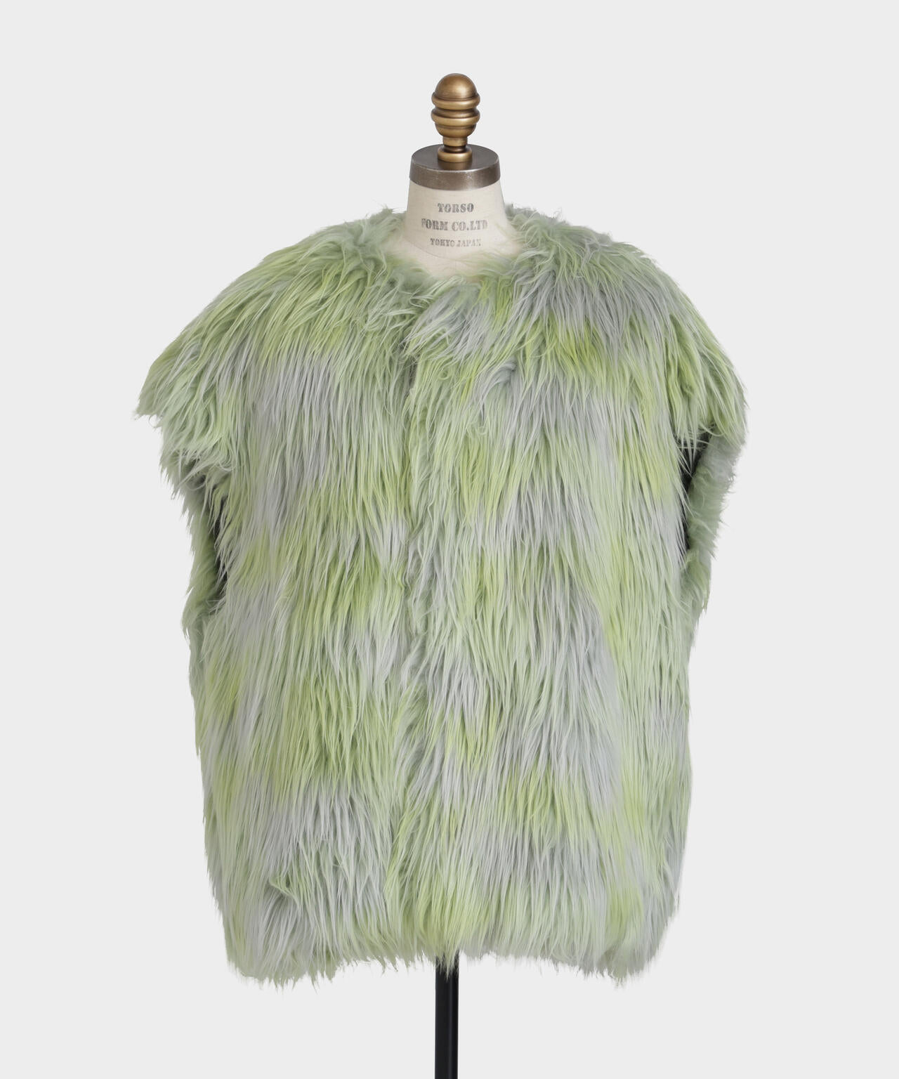 Gradation Dyed Fur Touch Gilet