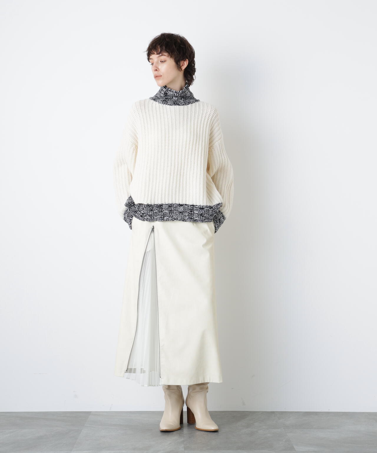 Mixed Color Yarn Pullover