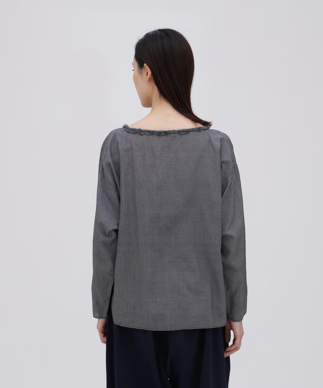 quitan / KHADI COTTON SILK RUFFLE COLLAR TOP