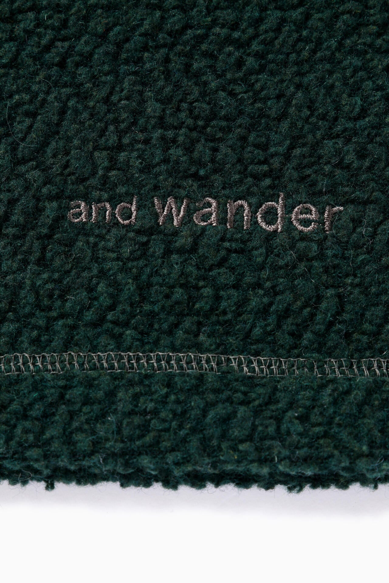 re wool JQ crew neck | and wander（アンドワンダー） ｜【公式】通販