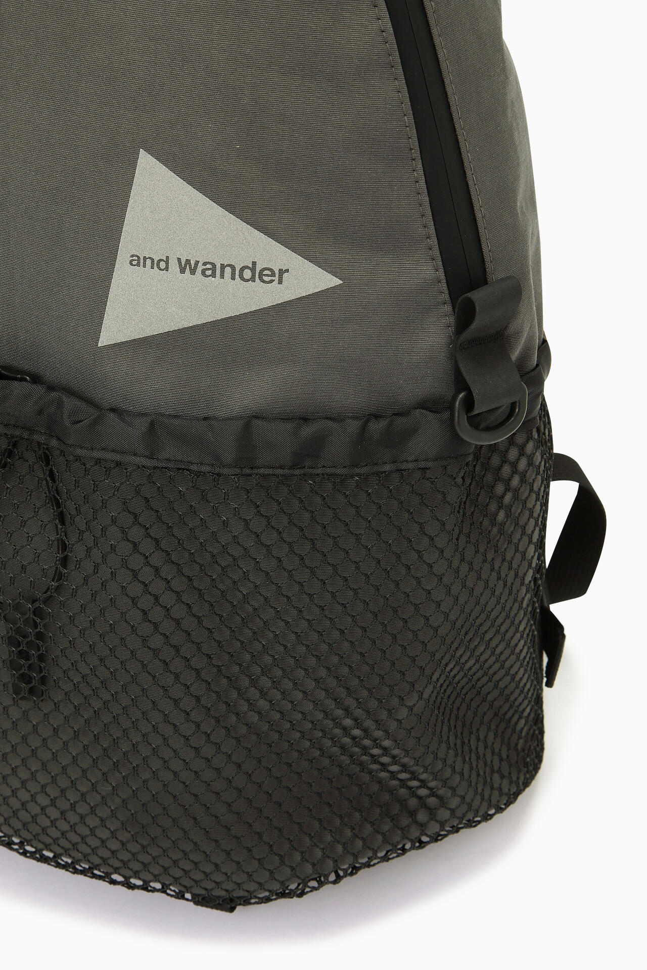 PE/CO 20L daypack