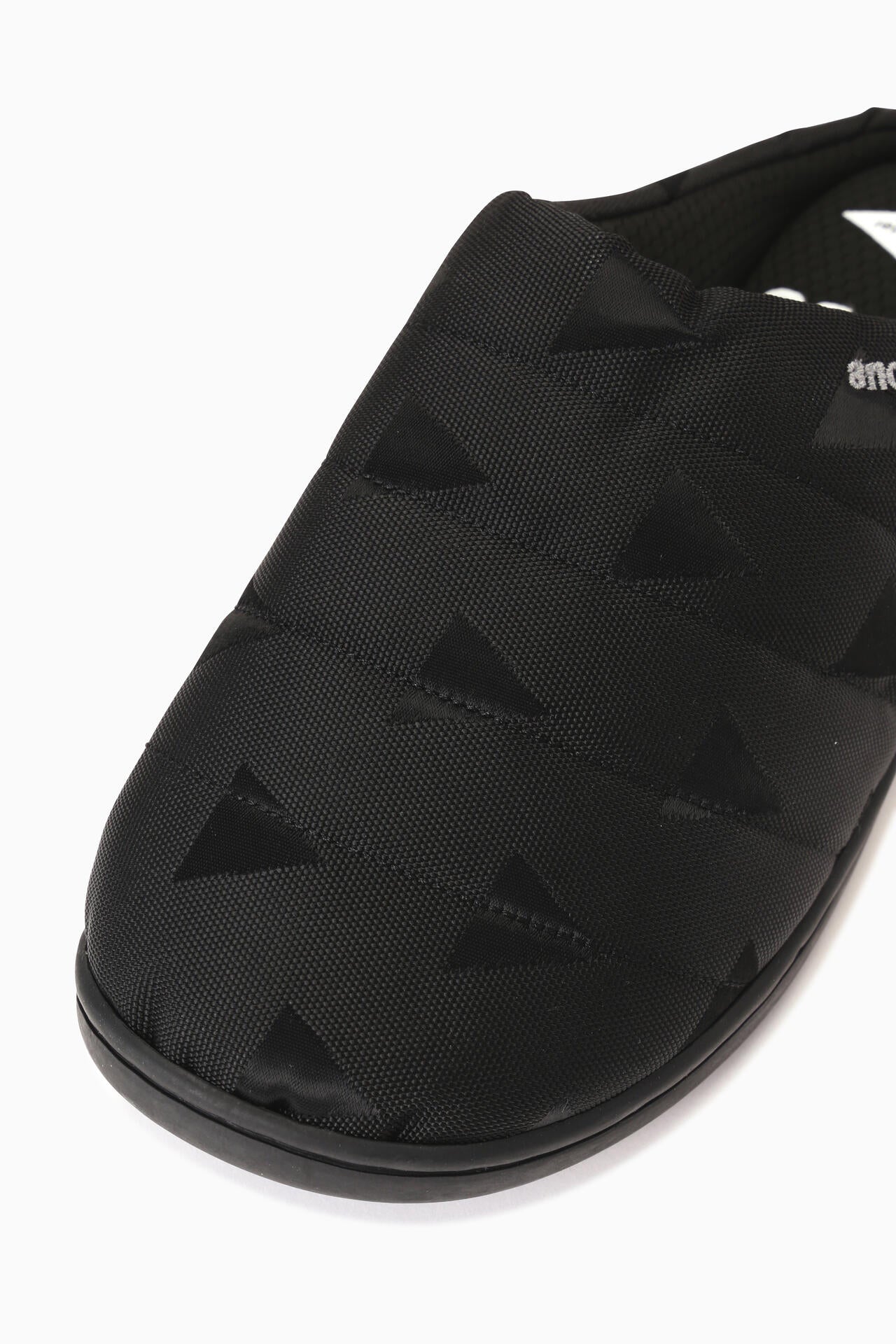 75a59030-5a53-58b0-9393-71967e2a3ac4_Image