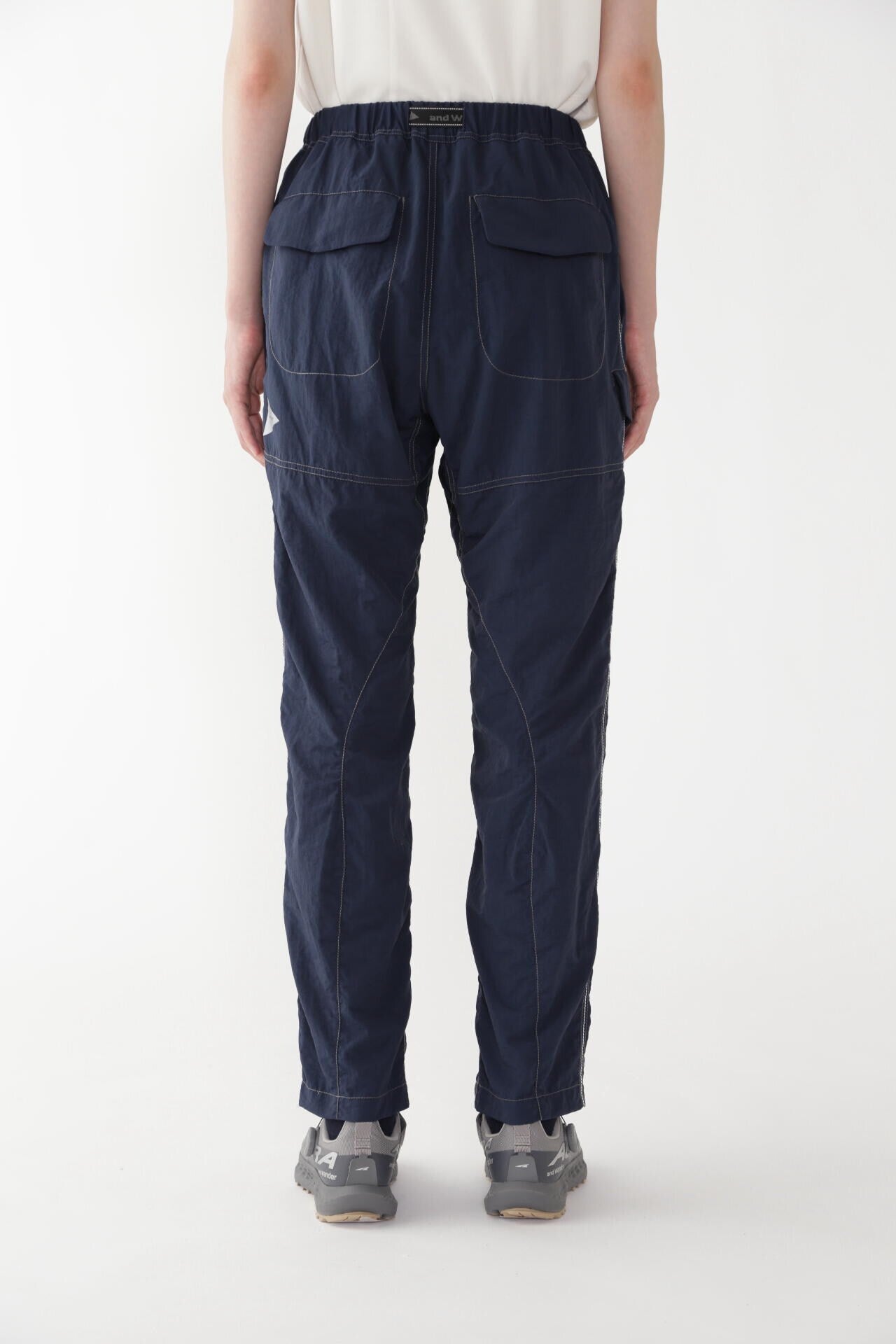 Ny taffeta hiker pants | and wander（アンドワンダー） ｜【公式