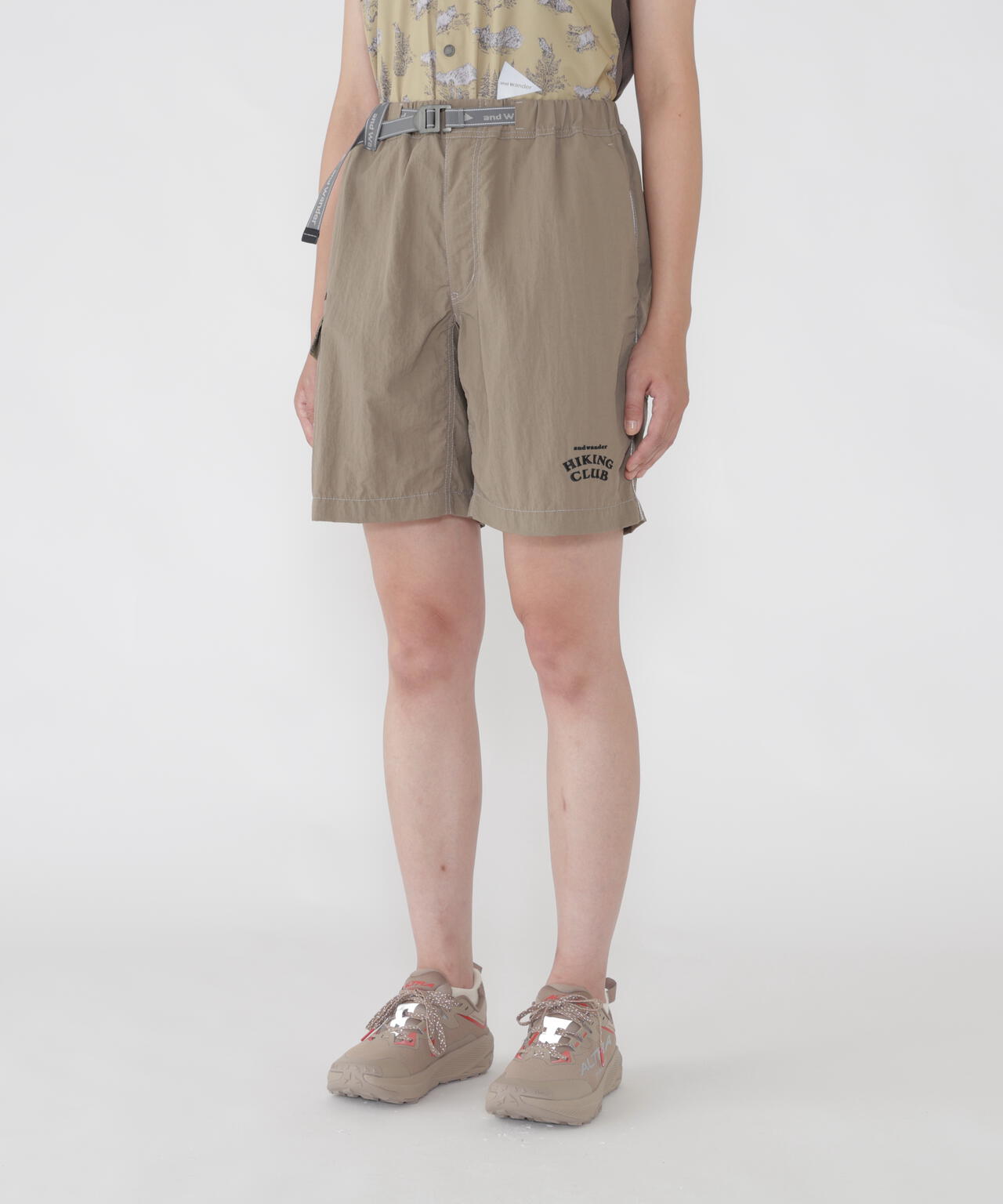 hiking club Ny taffeta hiker short pants | and wander（アンド