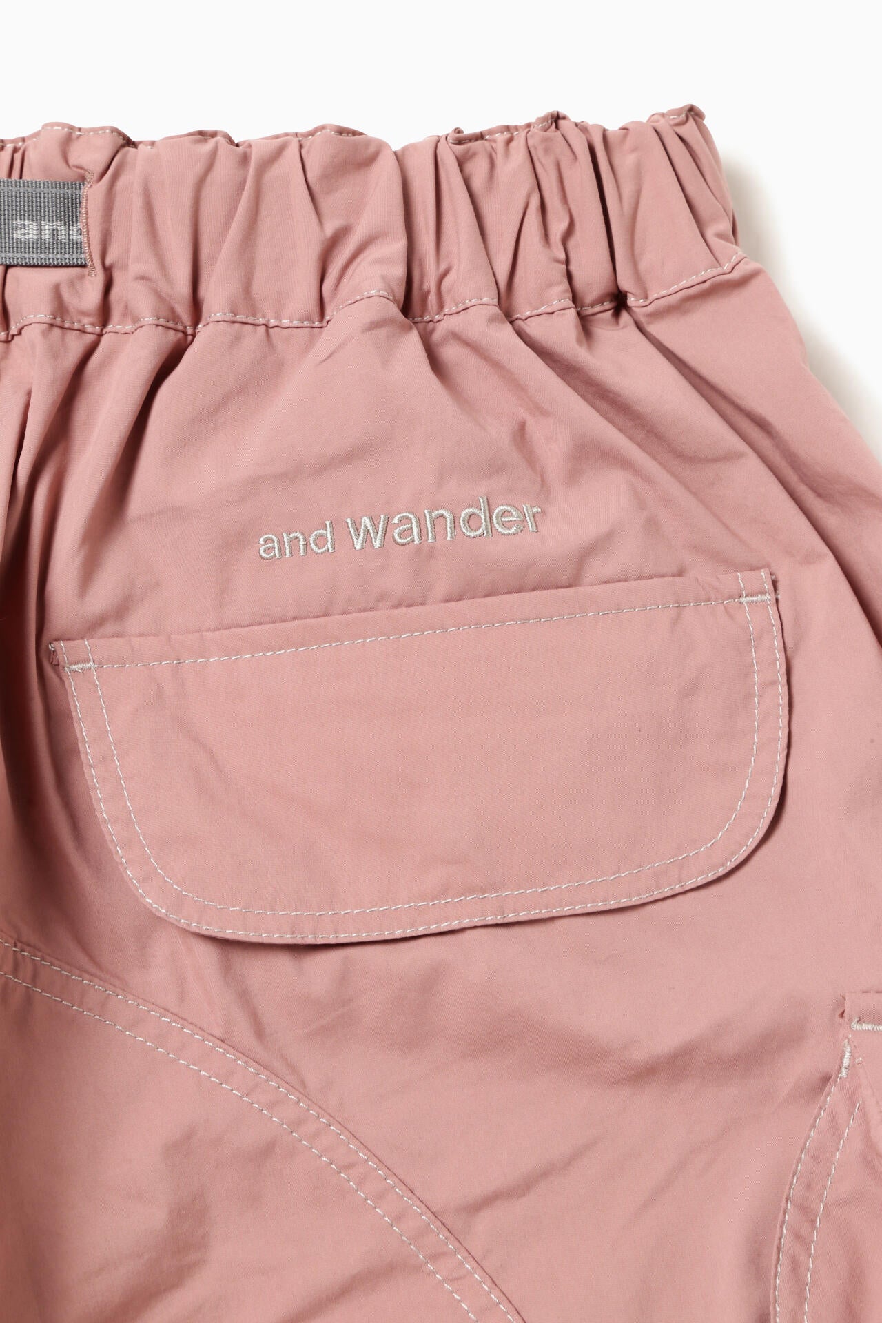 アンドワンダー　ショーツ printed nylon short pants | and wander（アンドワンダー