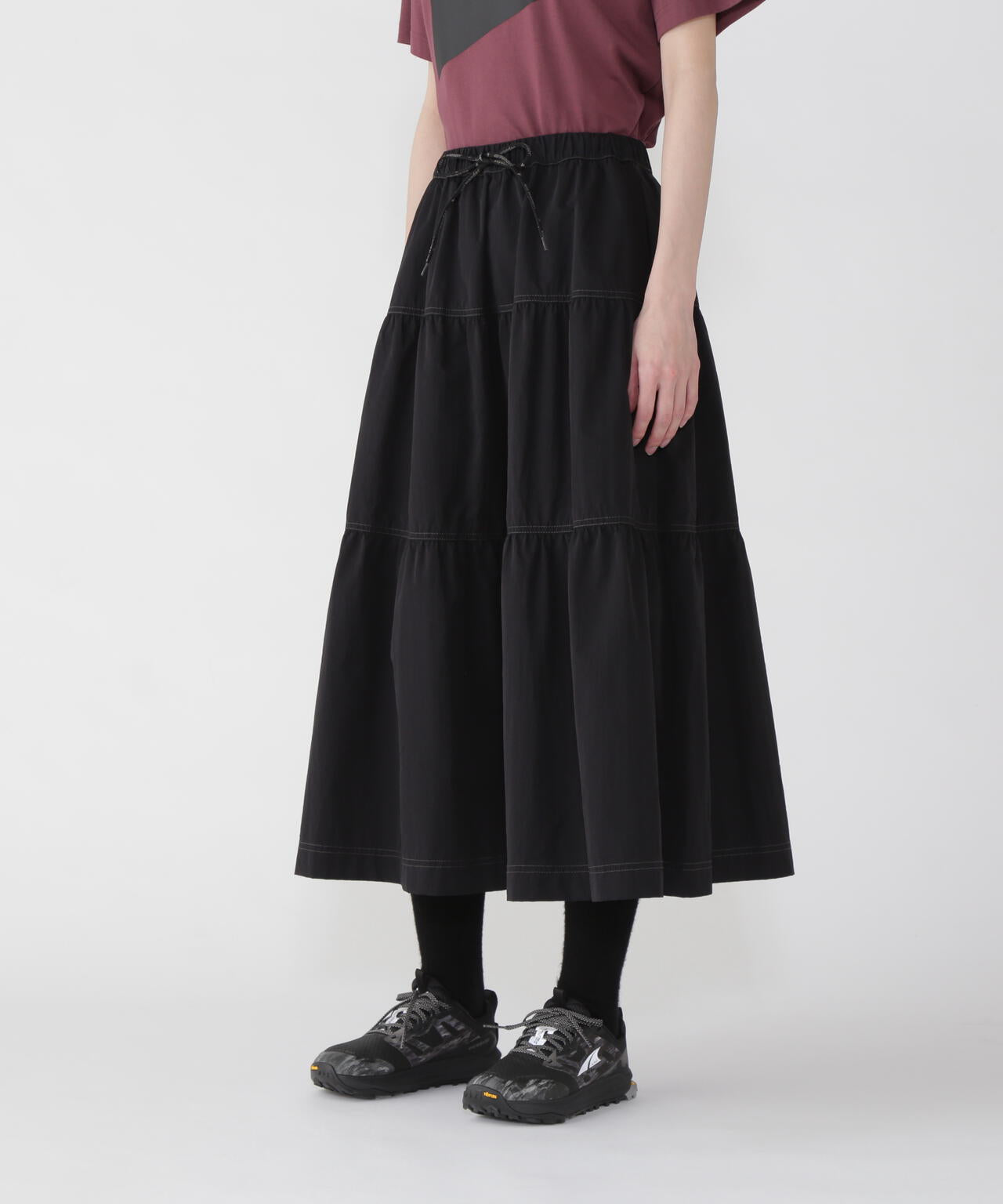 crinkled nylon skirt 2 (W) | and wander（アンドワンダー） ｜【公式