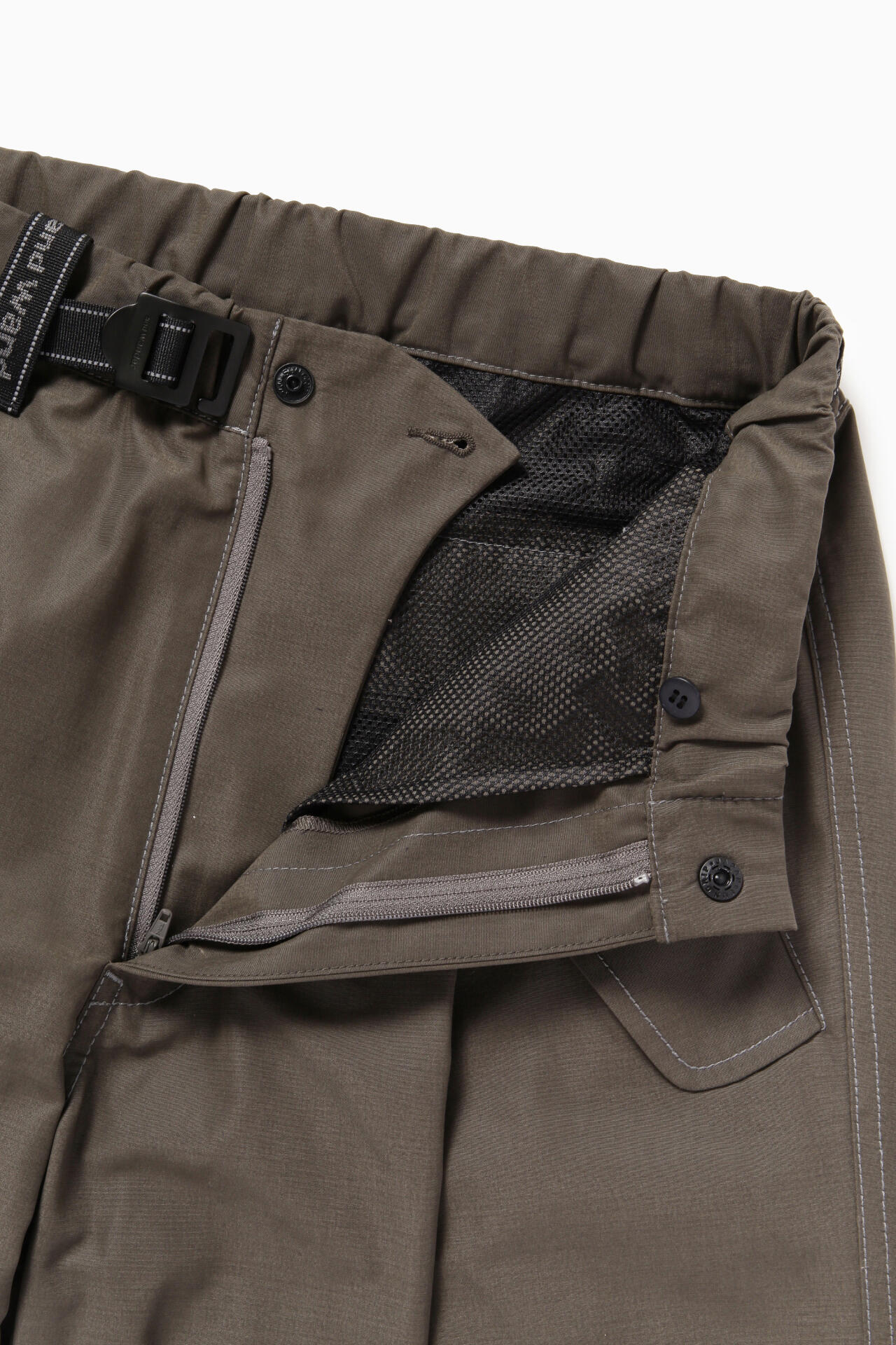 high count cloth side zip hem pants | and wander（アンドワンダー