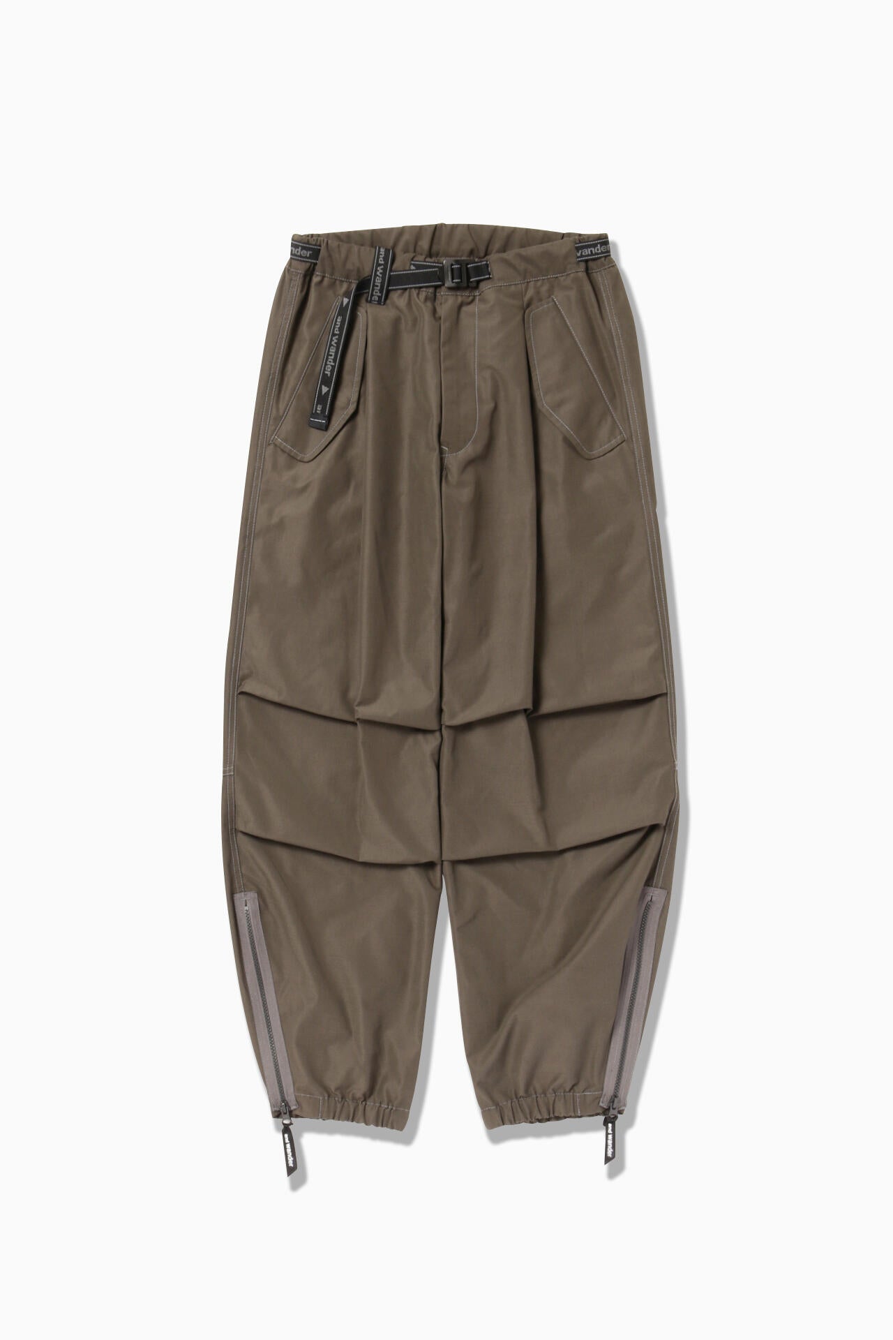 high count cloth side zip hem pants | and wander（アンドワンダー