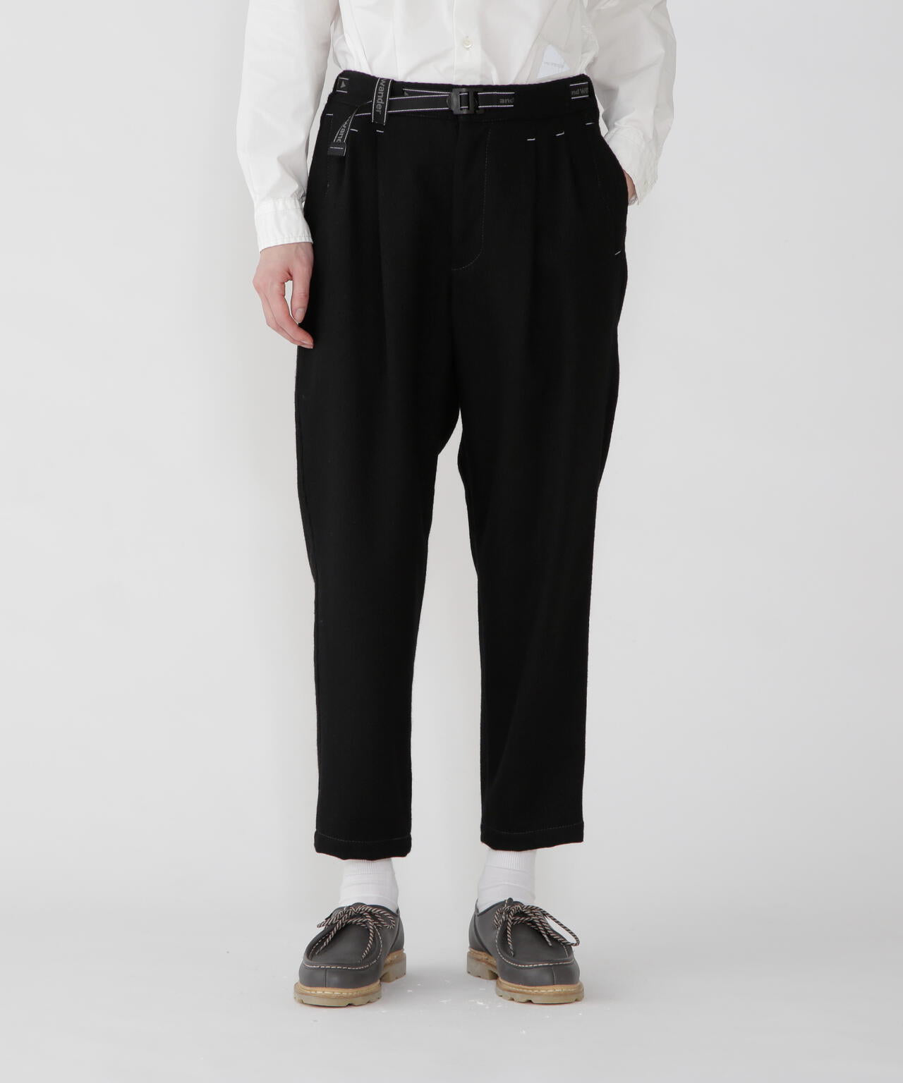 REWOOL tweed tapered pants
