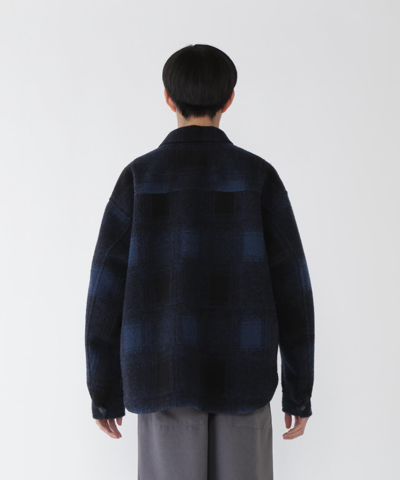wool shaggy zip jacket | and wander（アンドワンダー