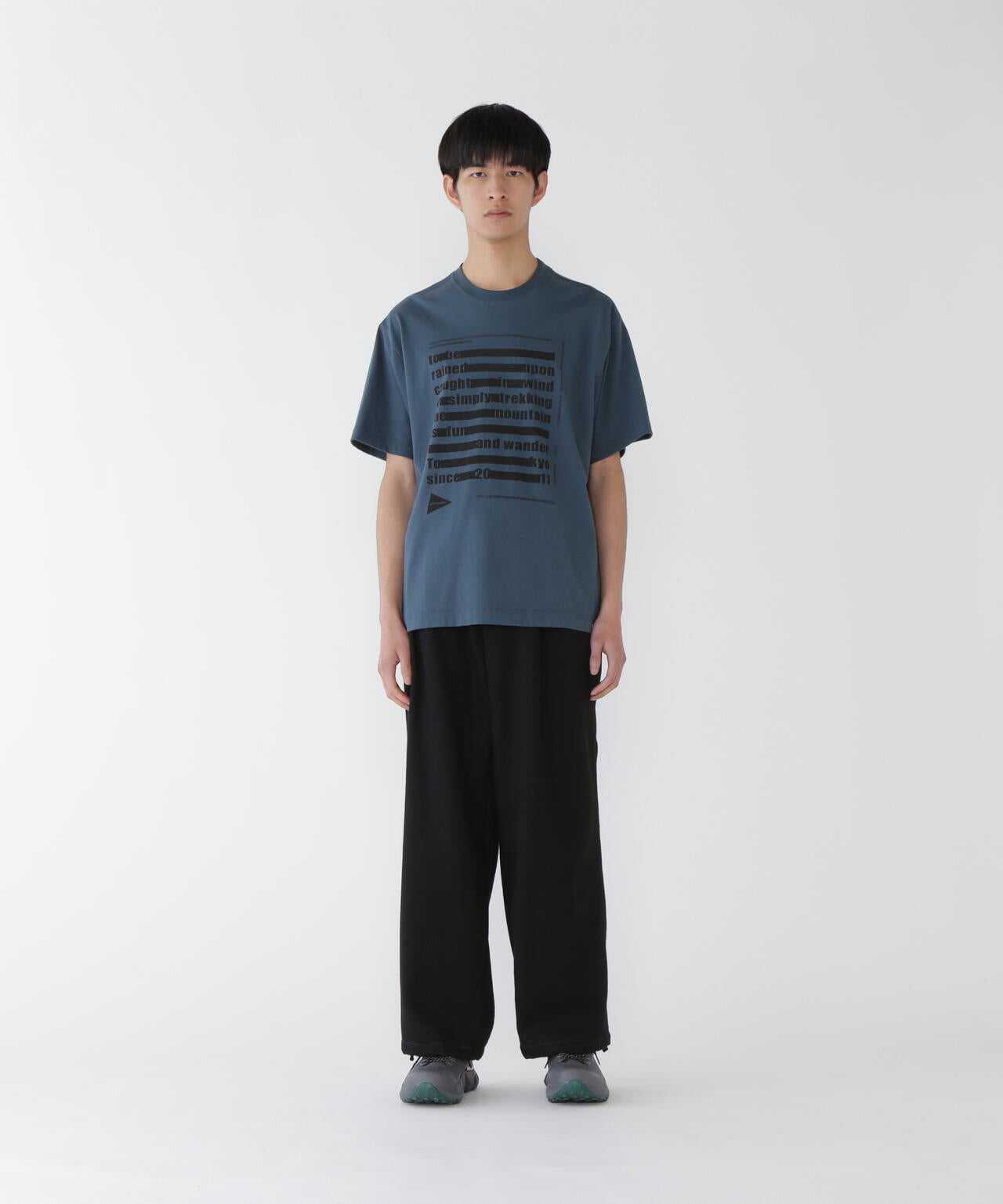 typography printed SS T | and wander（アンドワンダー