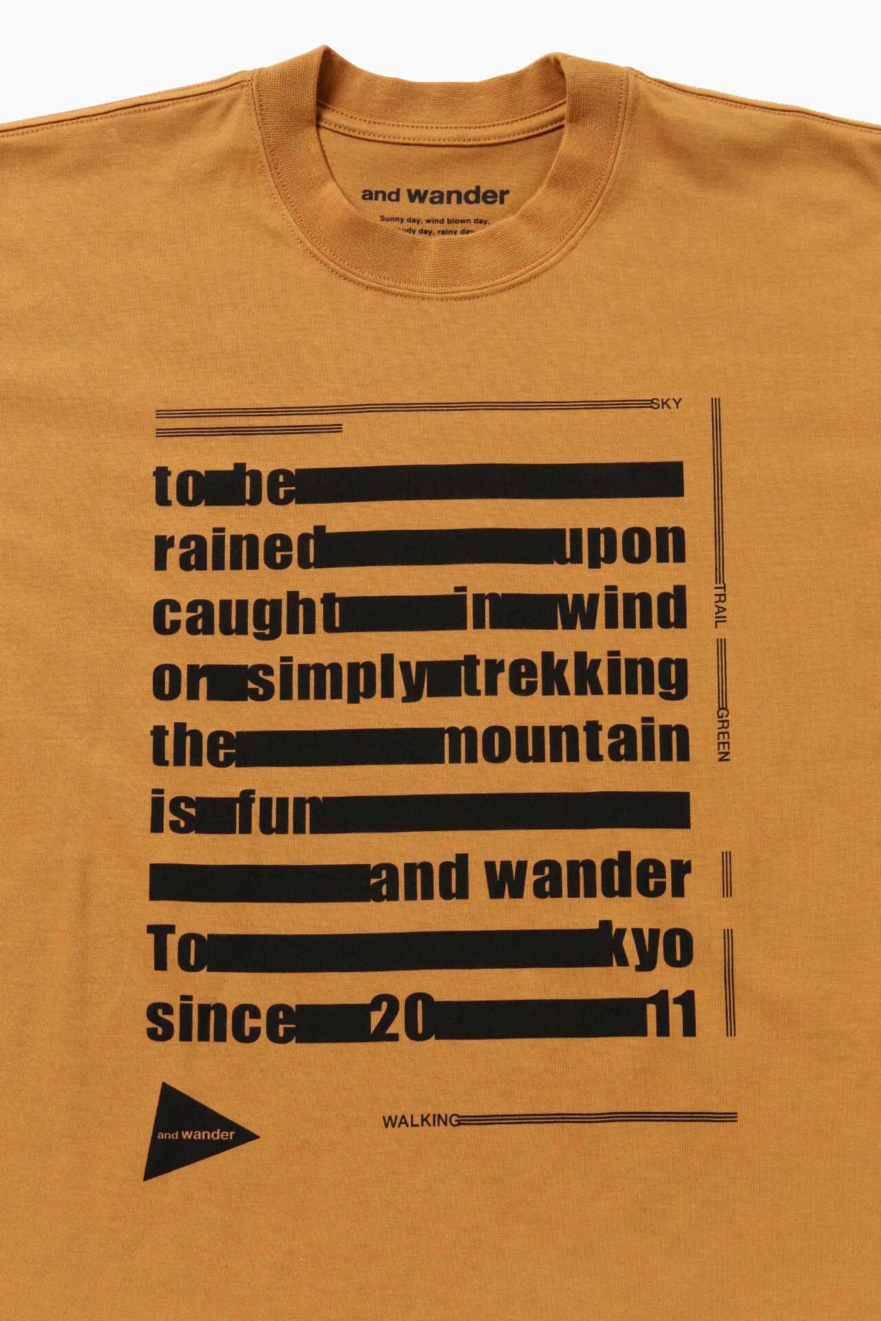 typography printed SS T | and wander（アンドワンダー） ｜【公式