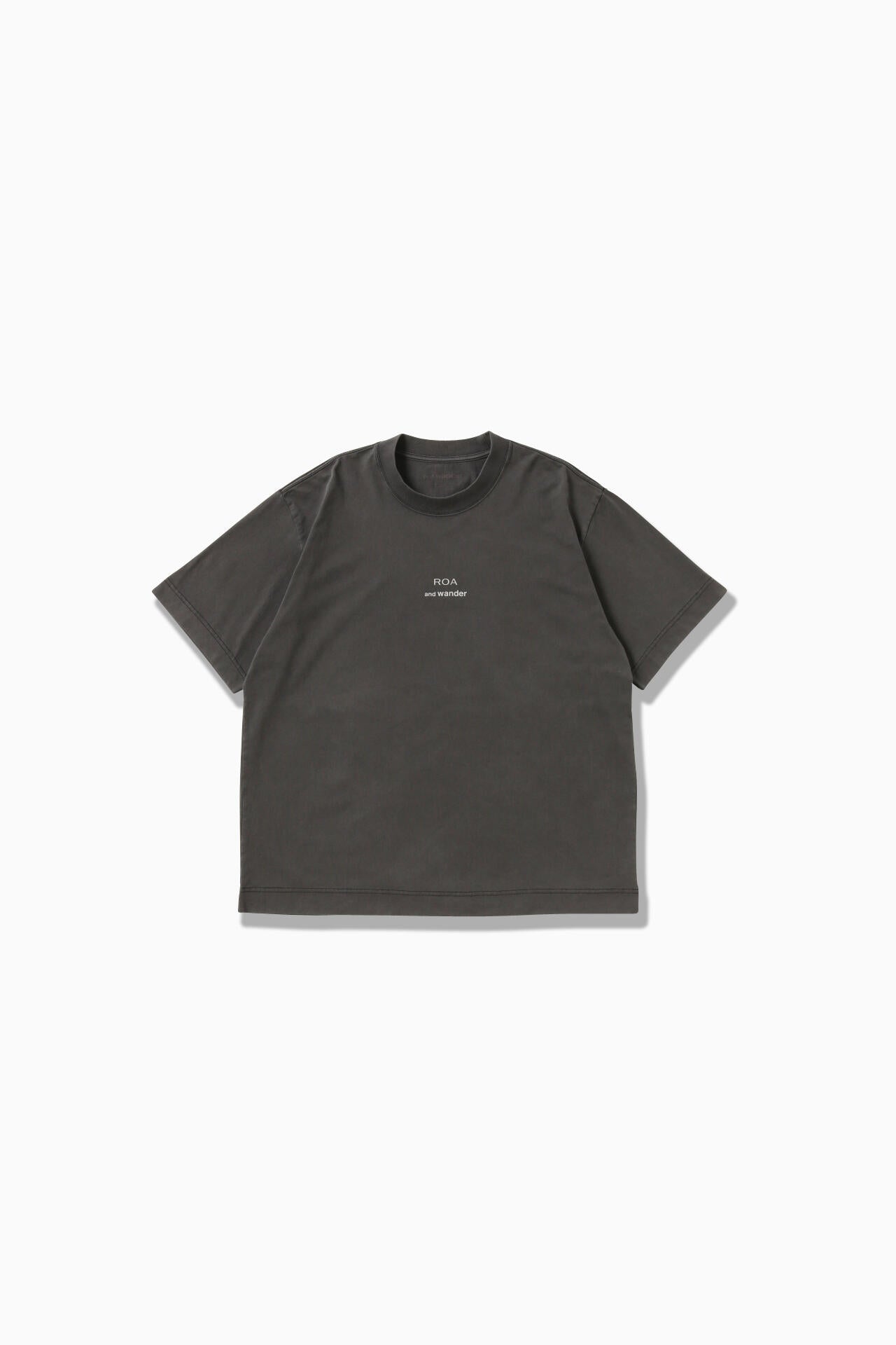 トップス ROA x and wander garment dye printed T ROA x and wander garment dye printed T | and wander（アンド