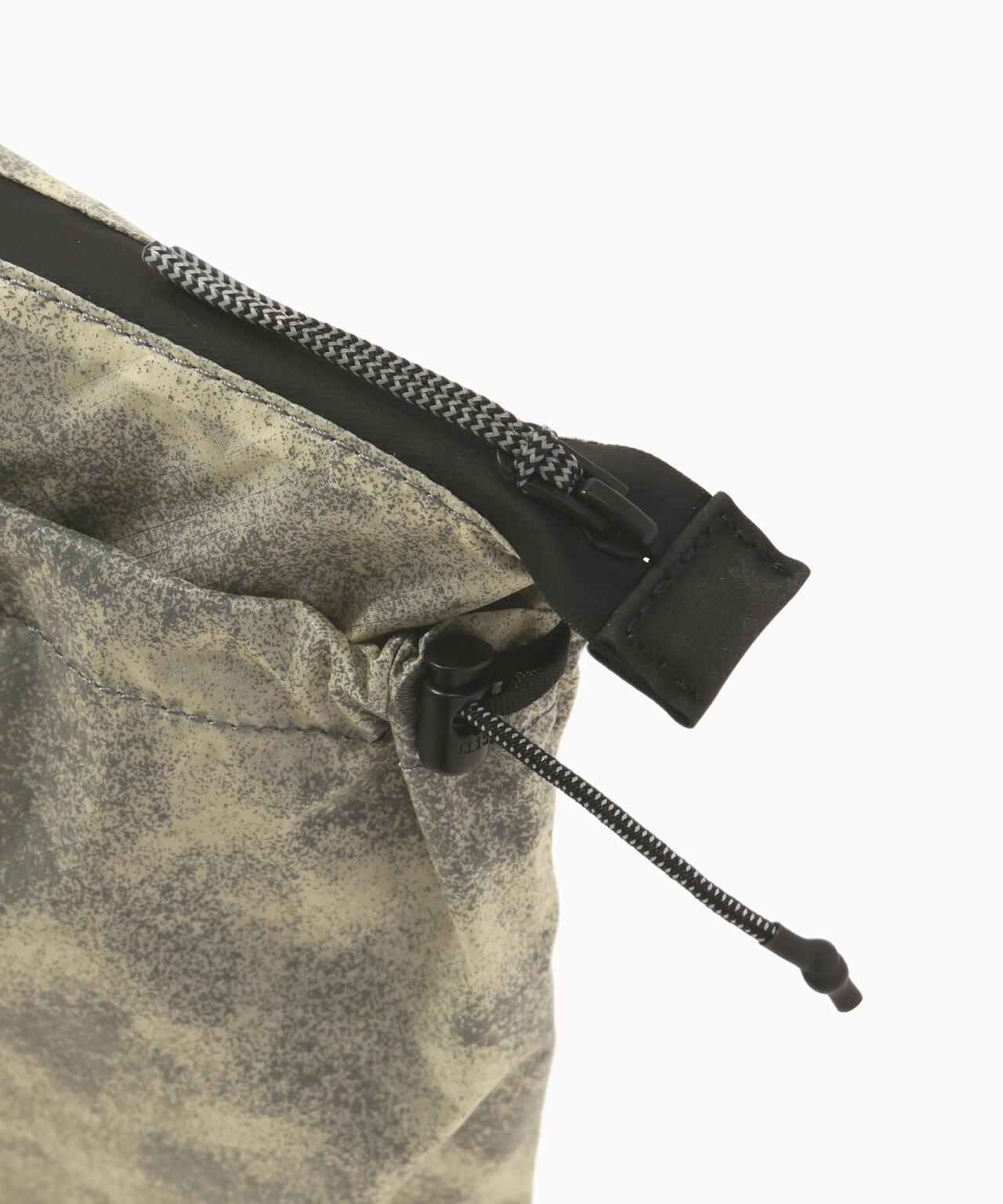 ROA x and wander  sil printed sacoche