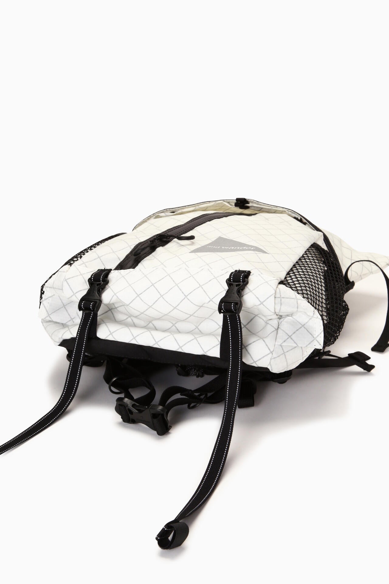 ECOPAK 18L backpack | and wander（アンドワンダー） ｜【公式】通販