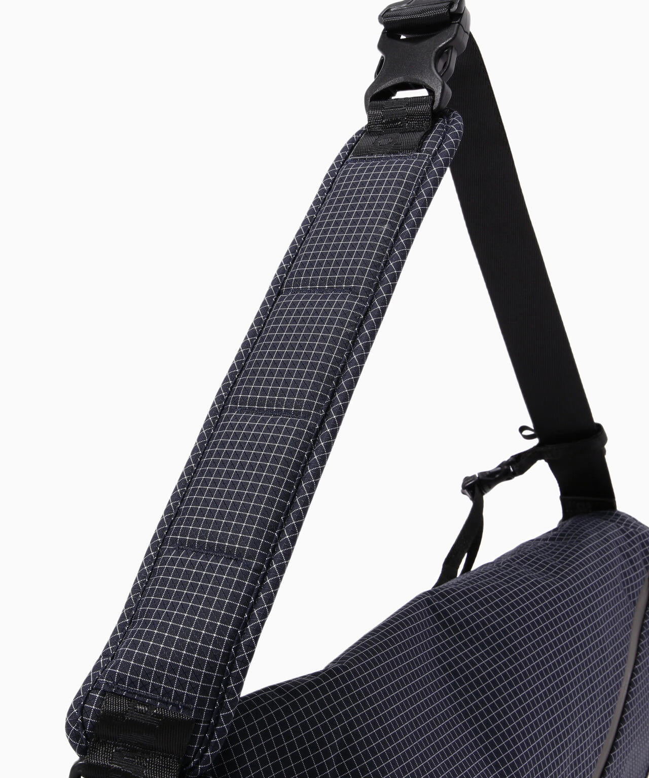 ocean rip messenger bag | and wander（アンドワンダー） ｜【公式