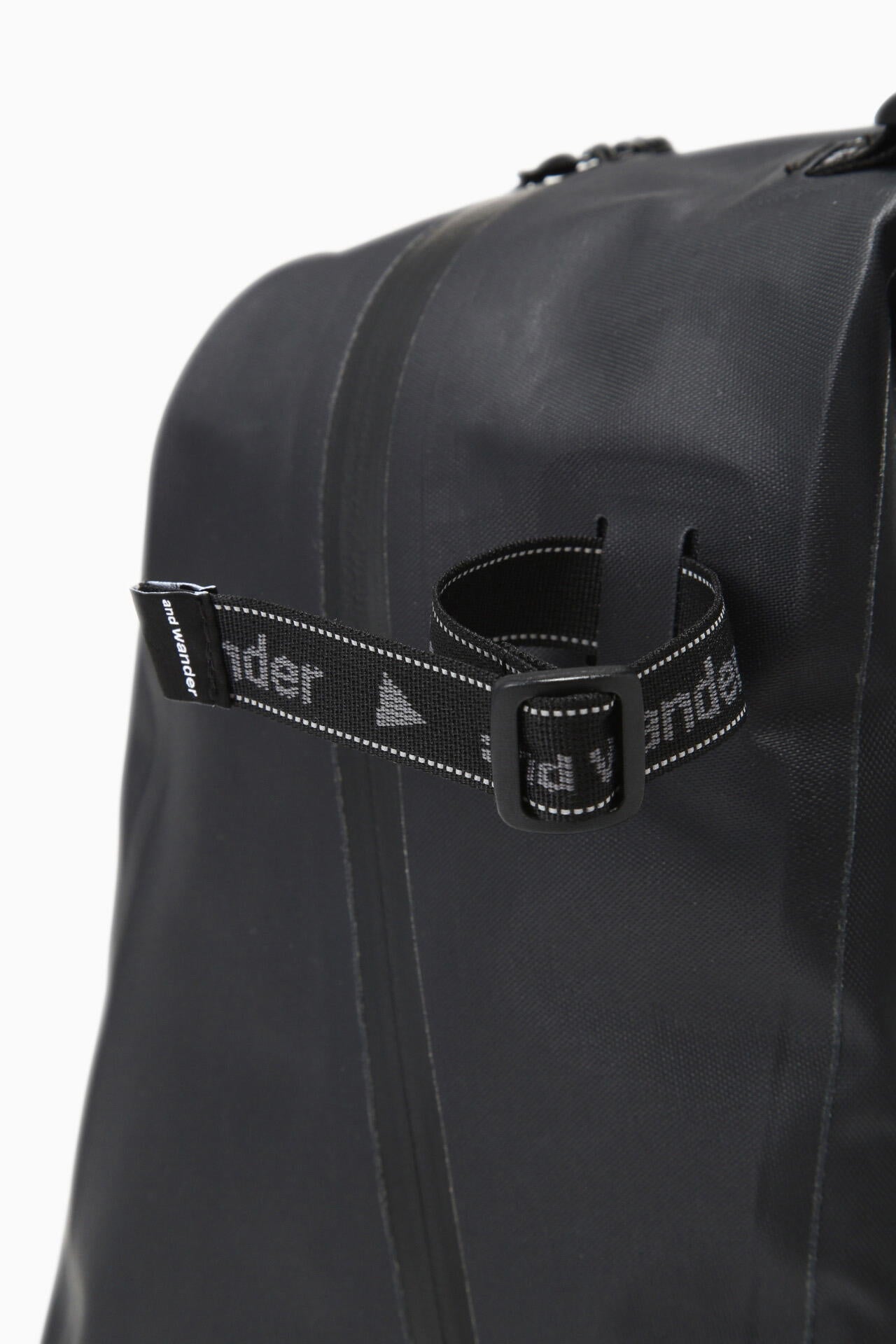 waterproof daypack | and wander（アンドワンダー） ｜【公式】通販