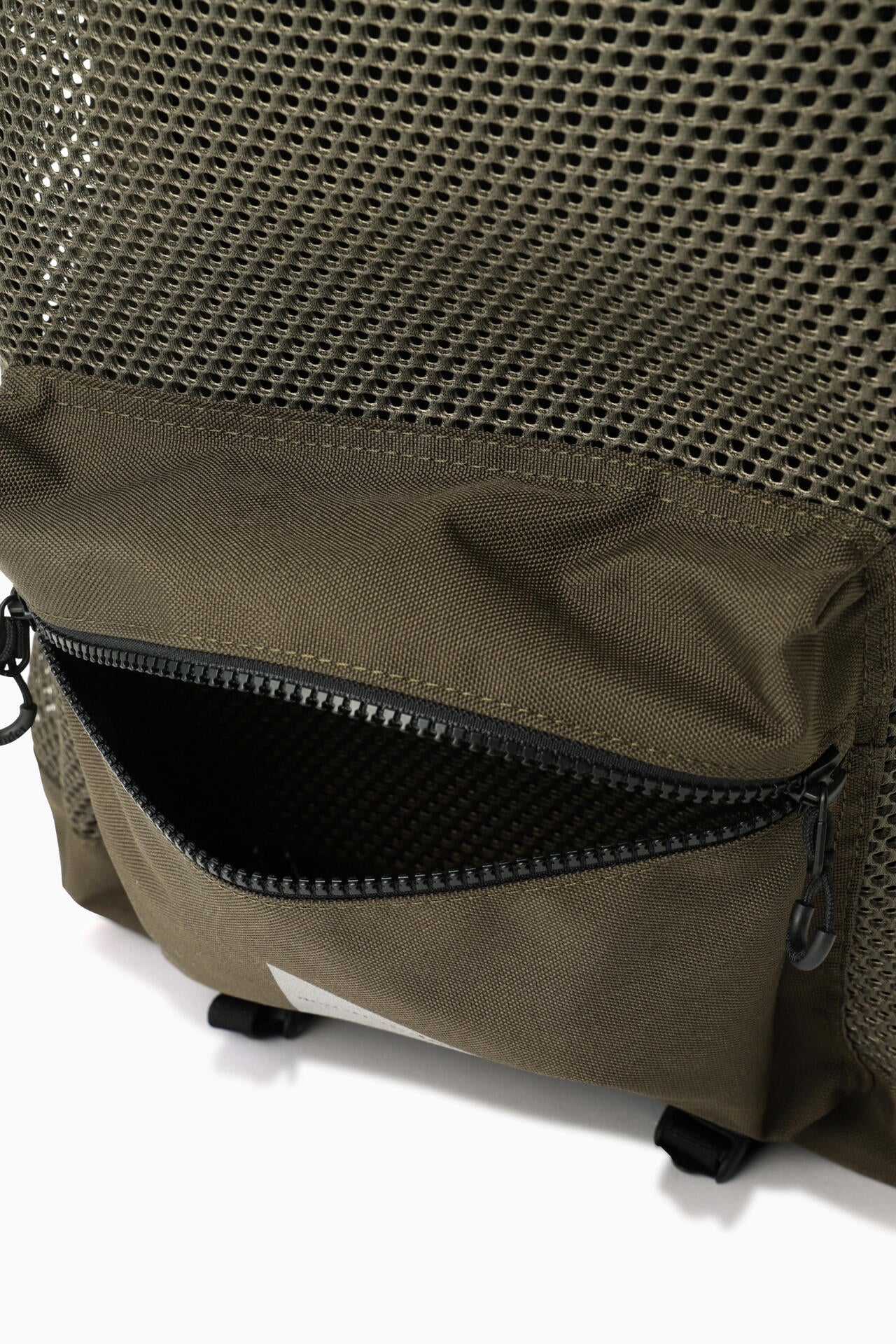 3D mesh backpack | and wander（アンドワンダー） ｜【公式】通販mix