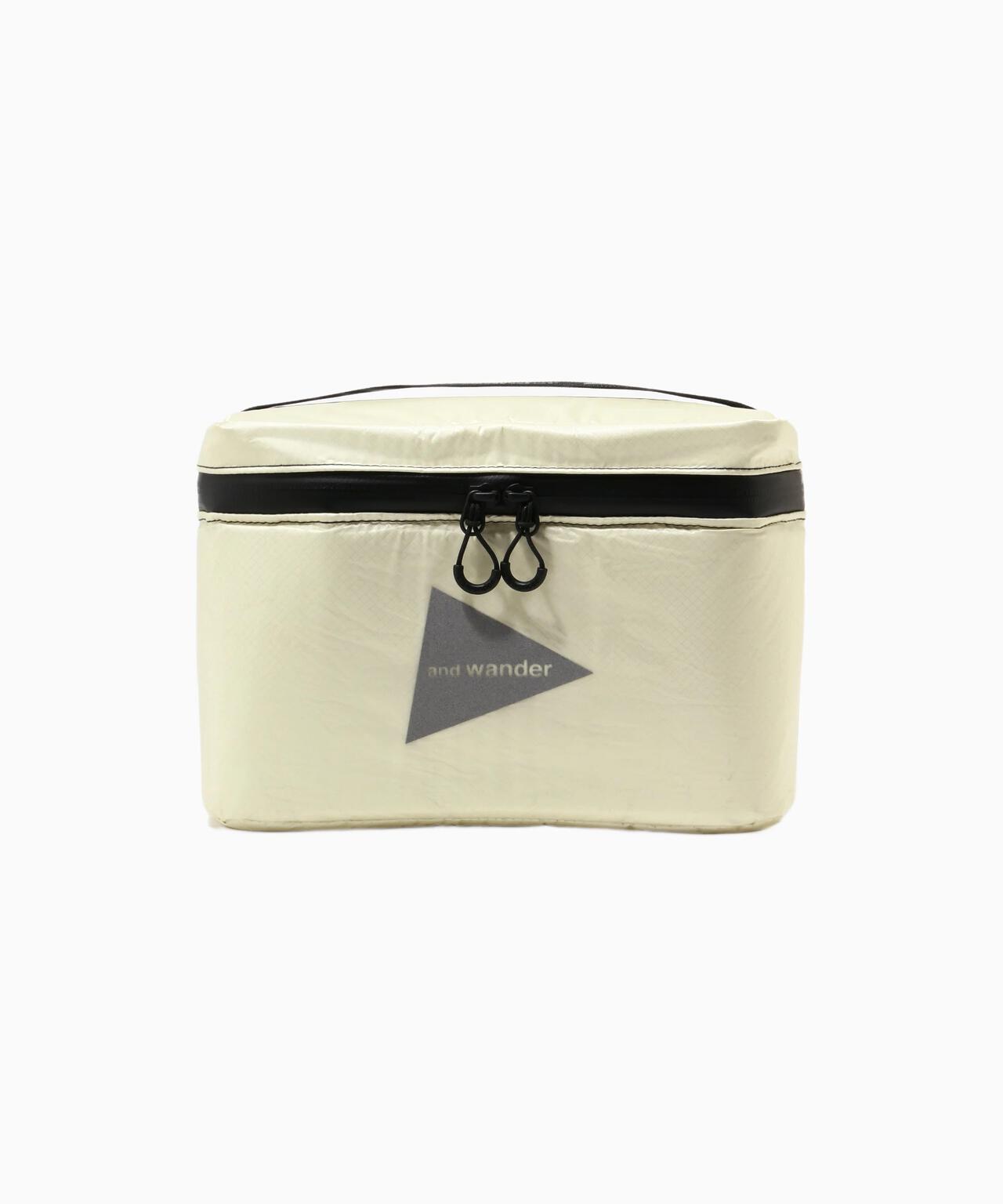 sil soft cooler small | and wander（アンドワンダー） ｜【公式