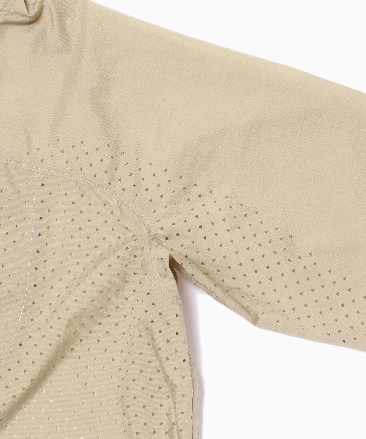 Altra × and wander  ventilation wind jacket