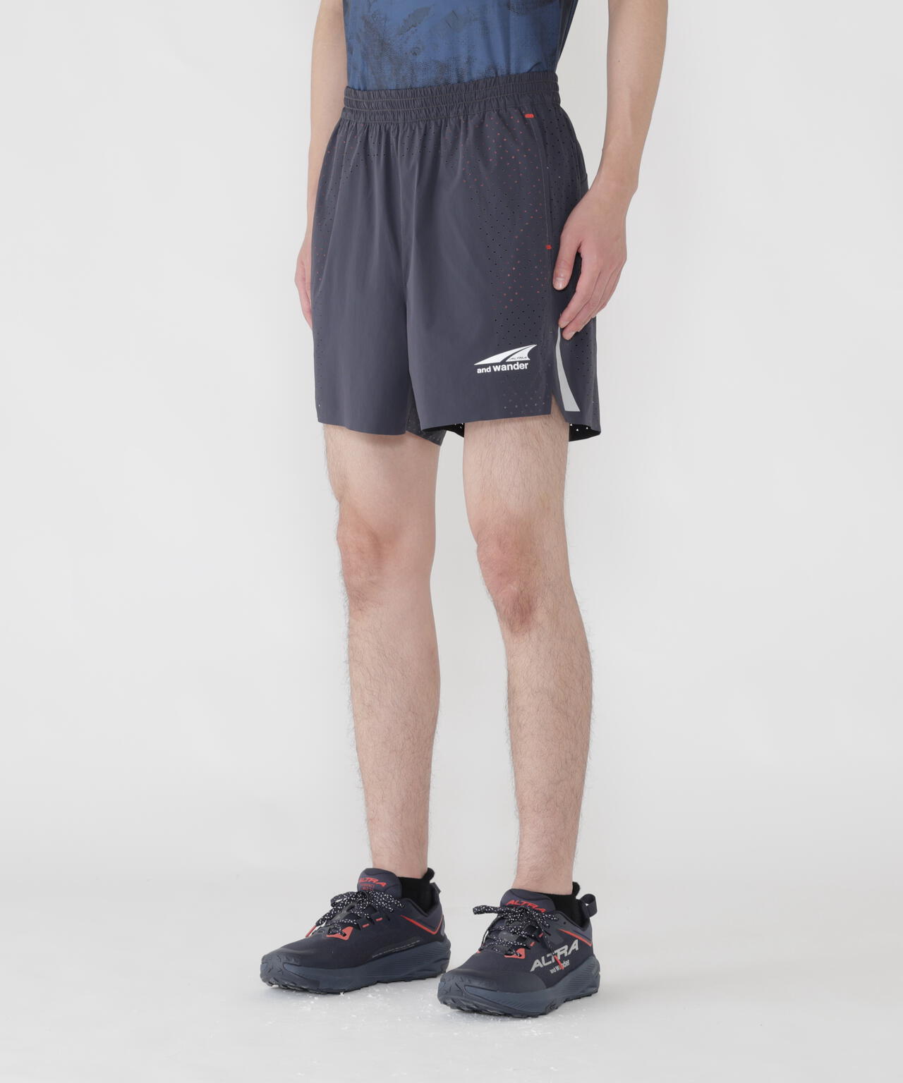 Altra × and wander ventilation short pants | and wander（アンド