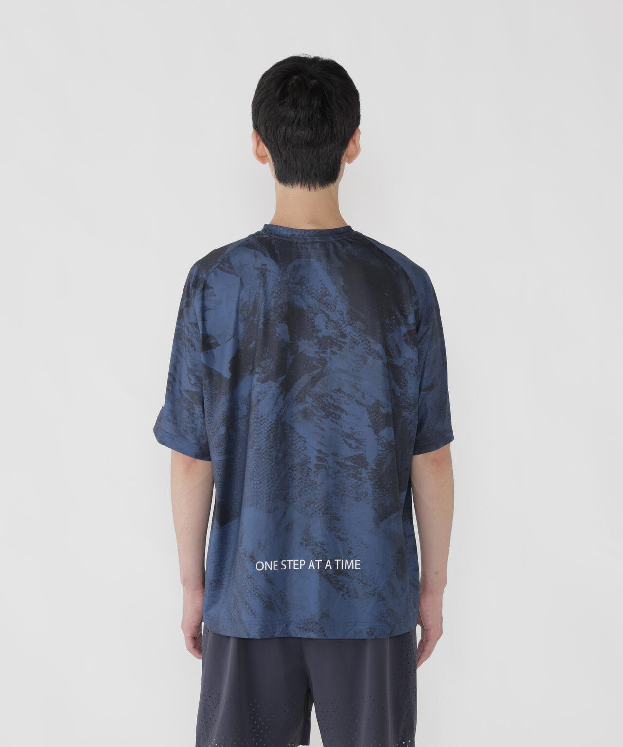 Altra × and wander graphic SS T | and wander（アンドワンダー