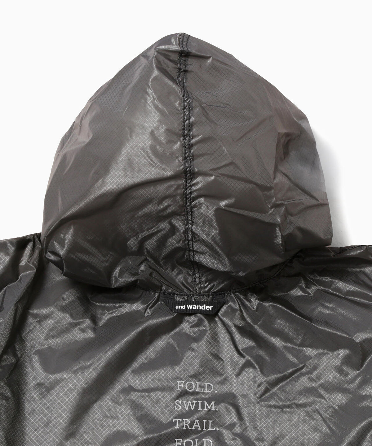 Brompton × sil poncho