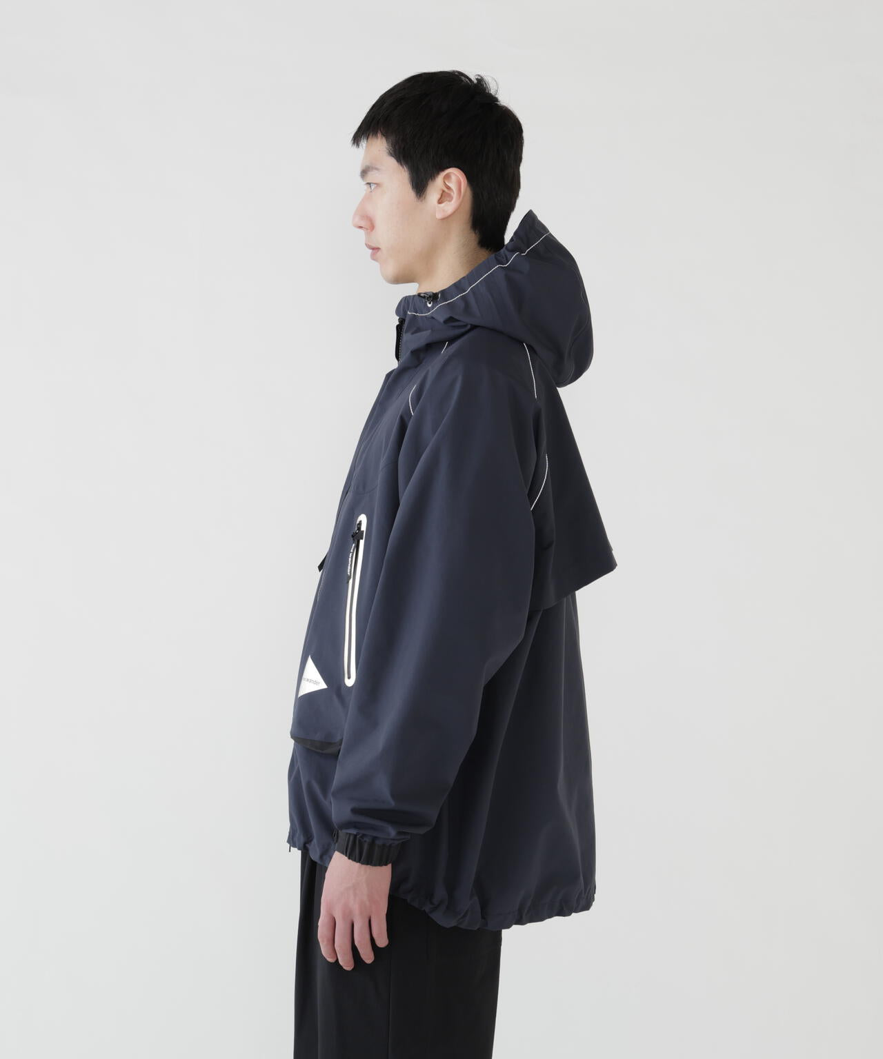 loose fitting rain jacket | and wander（アンドワンダー） ｜【公式