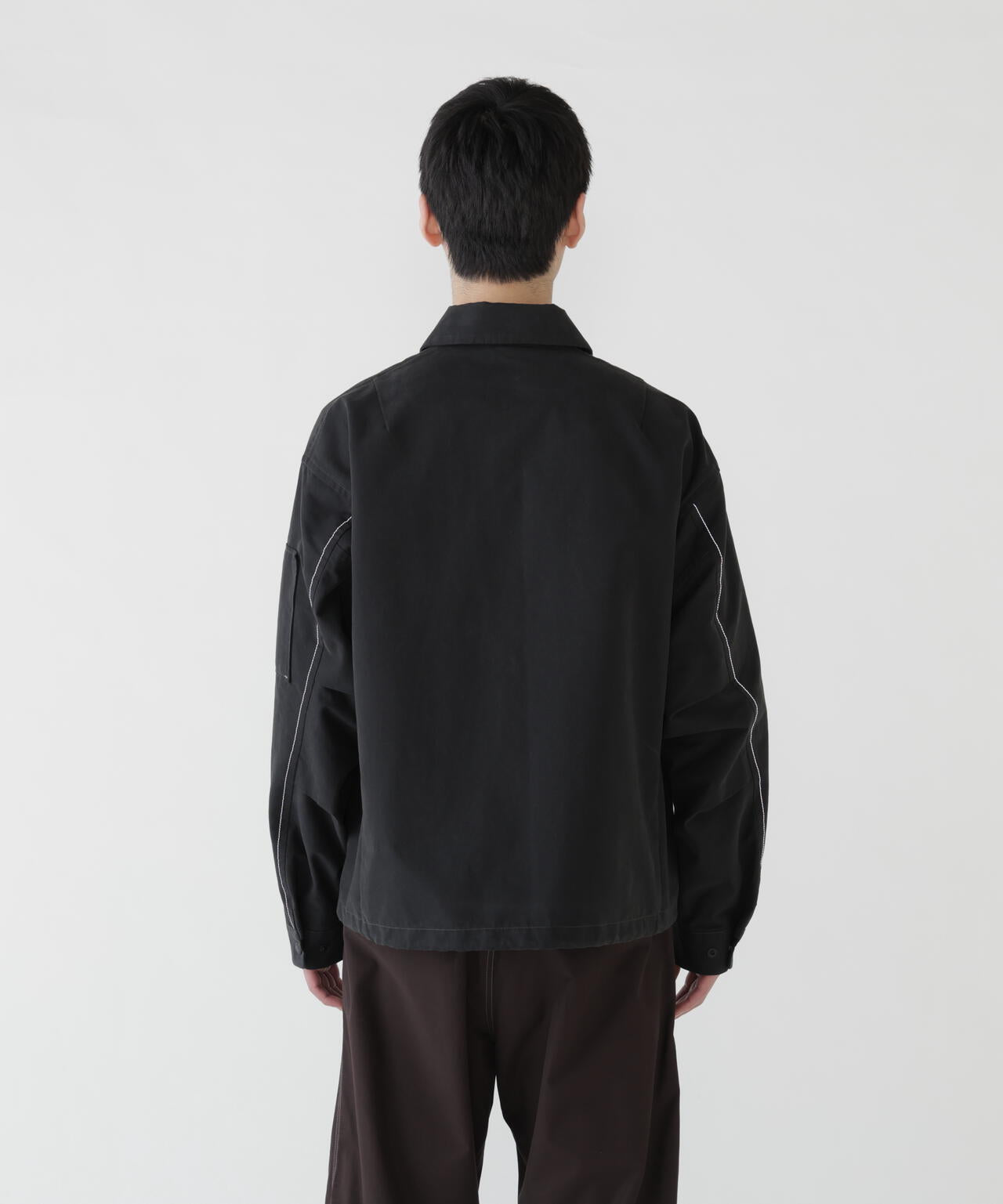 H:189/C:89/W:72/H:92 着用サイズ：XL