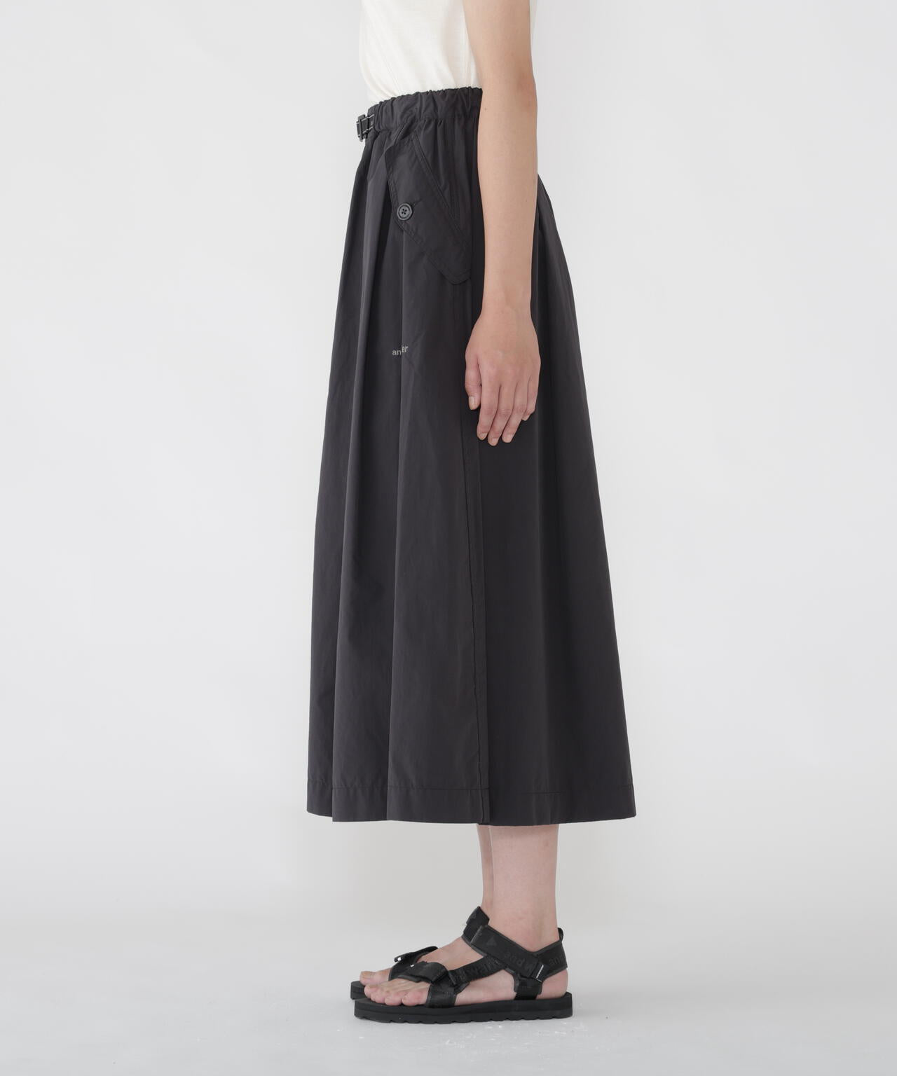 oversized cargo skirt (W) | ウォータープルーフ リップストップ
