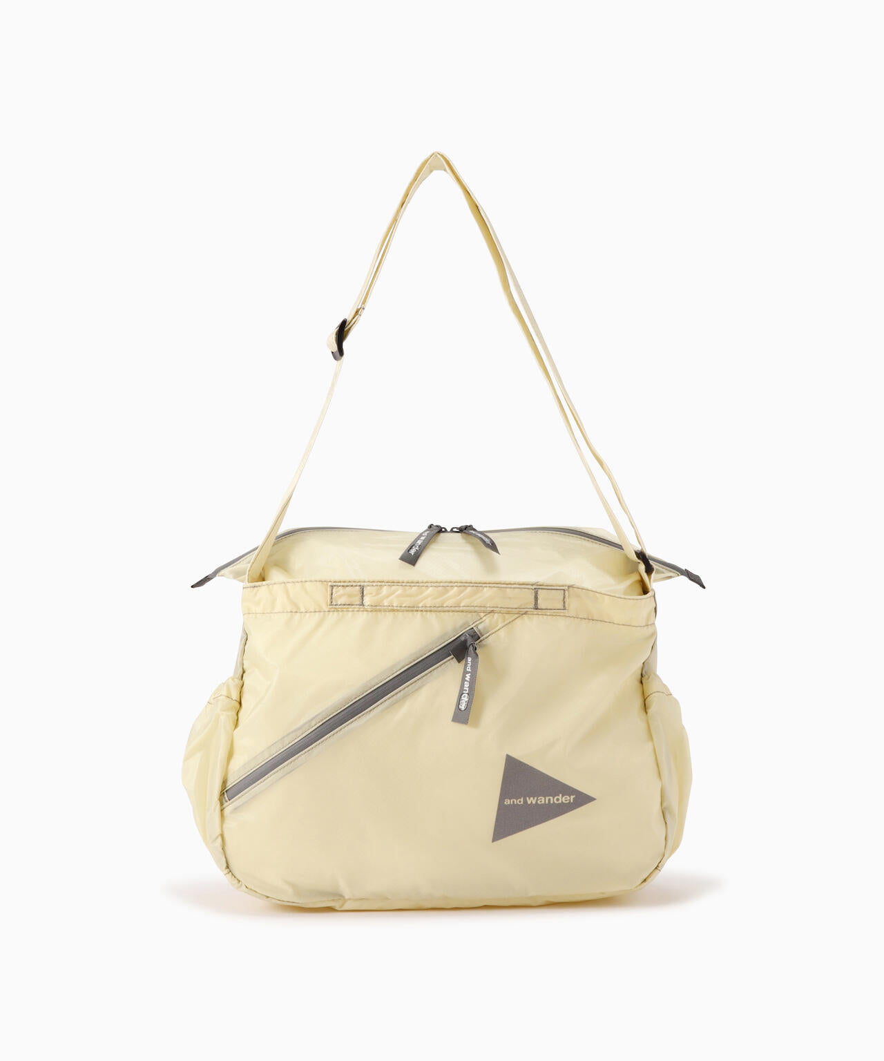sil shoulder bag | and wander（アンドワンダー） ｜【公式】通販mix
