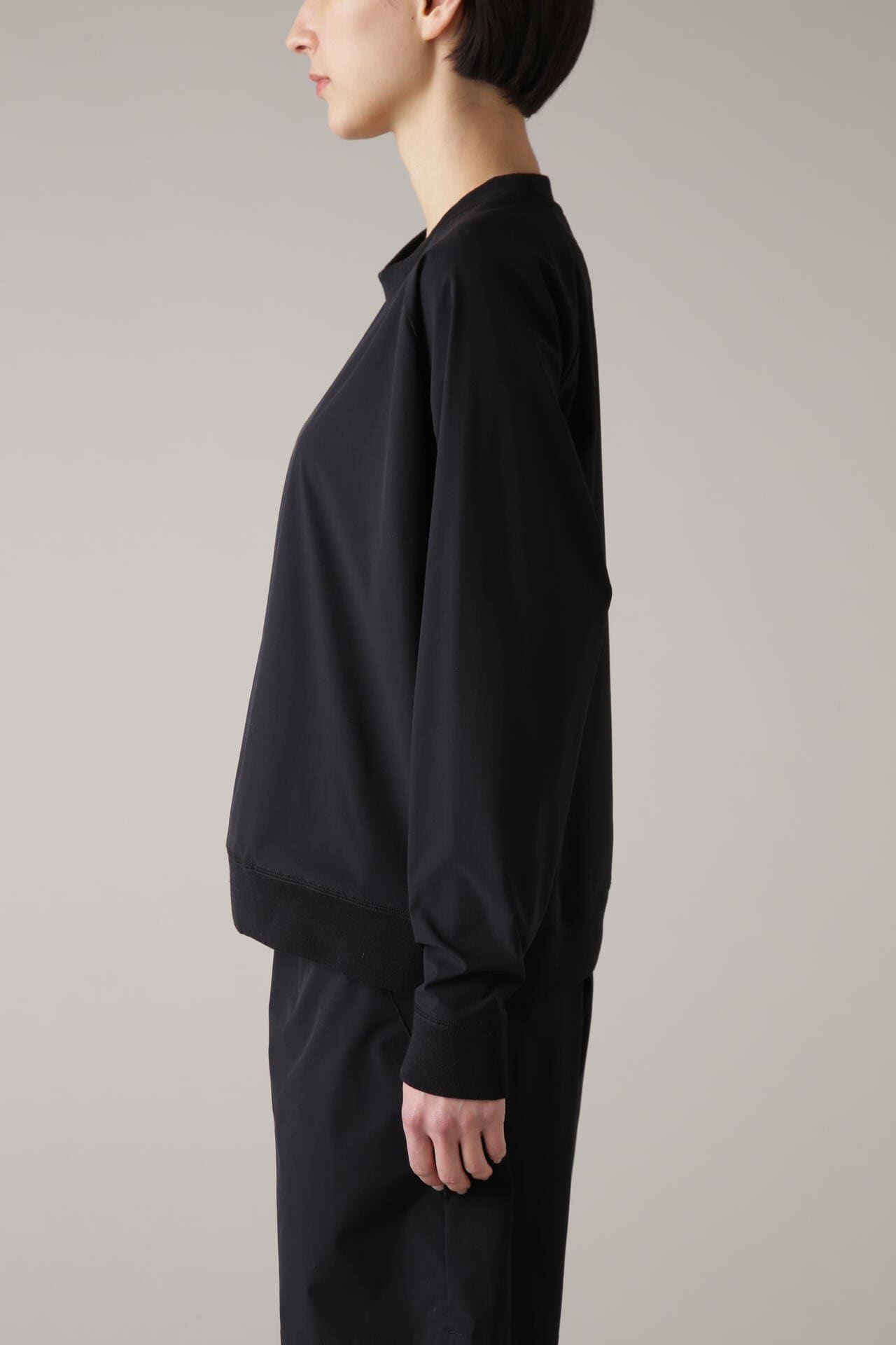 STRETCH POLYESTER POPLIN