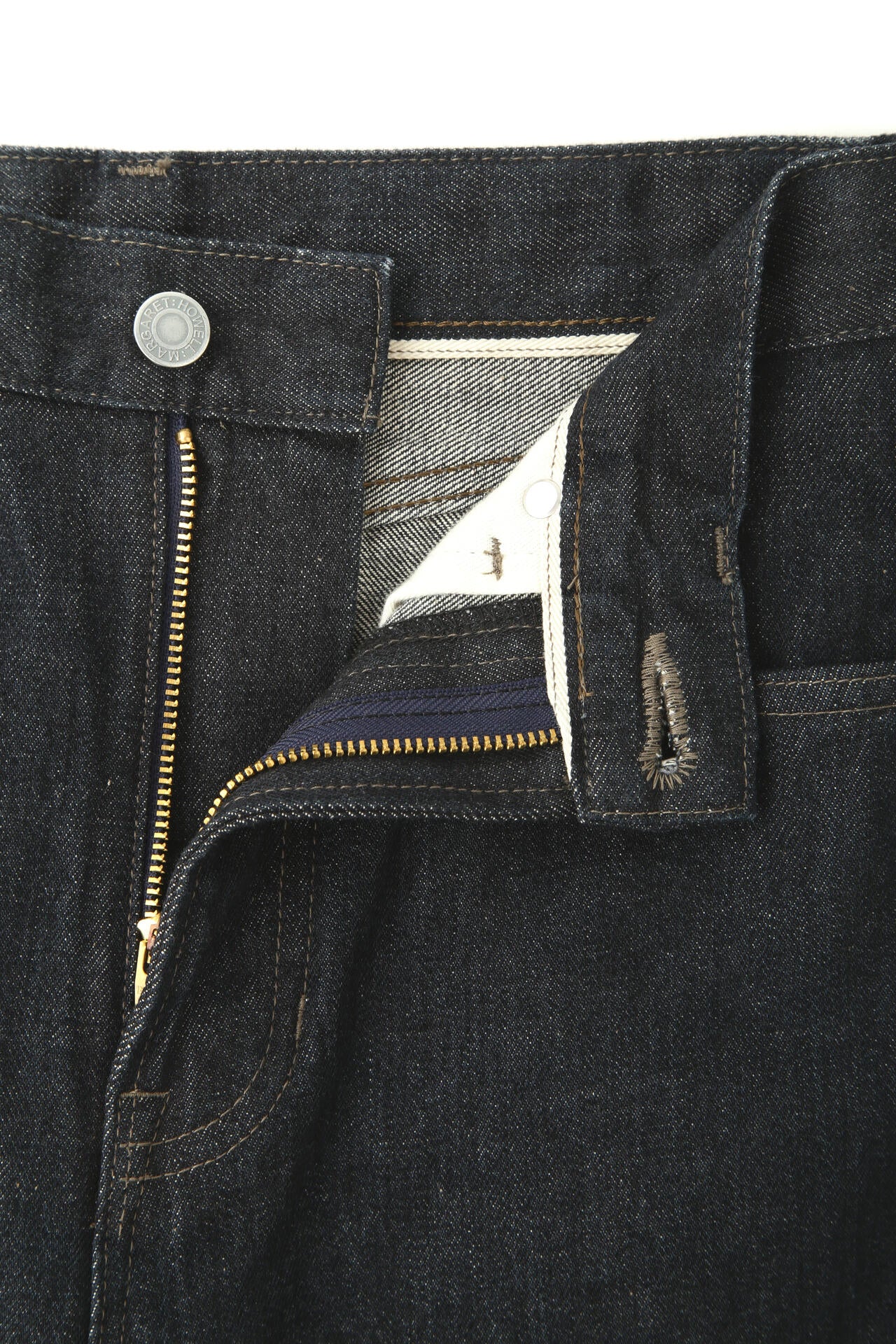 BASIC DENIM