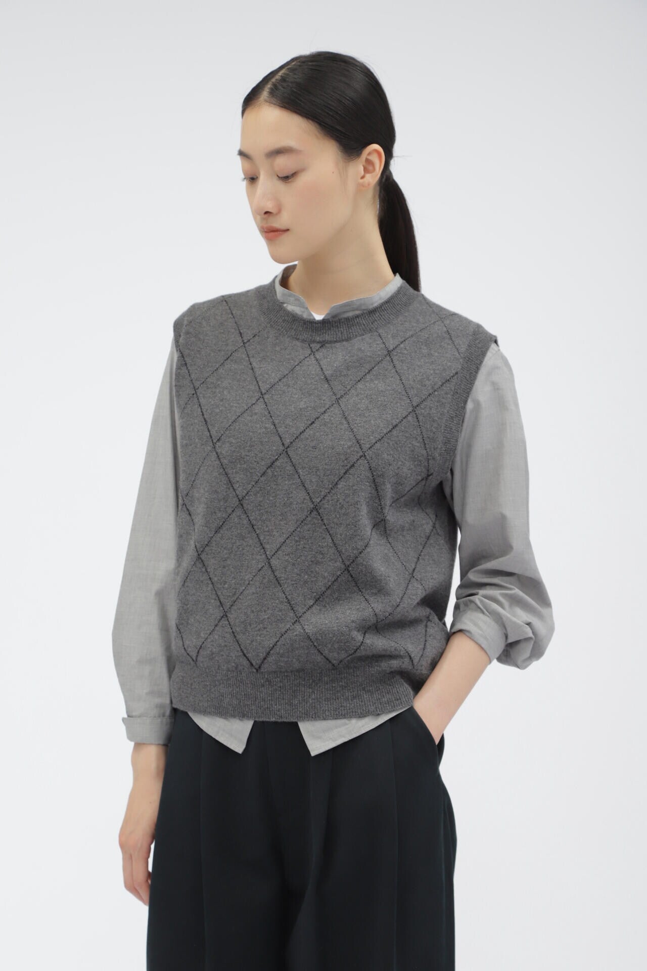FINE WOOL GRAPHIC ARGYLE