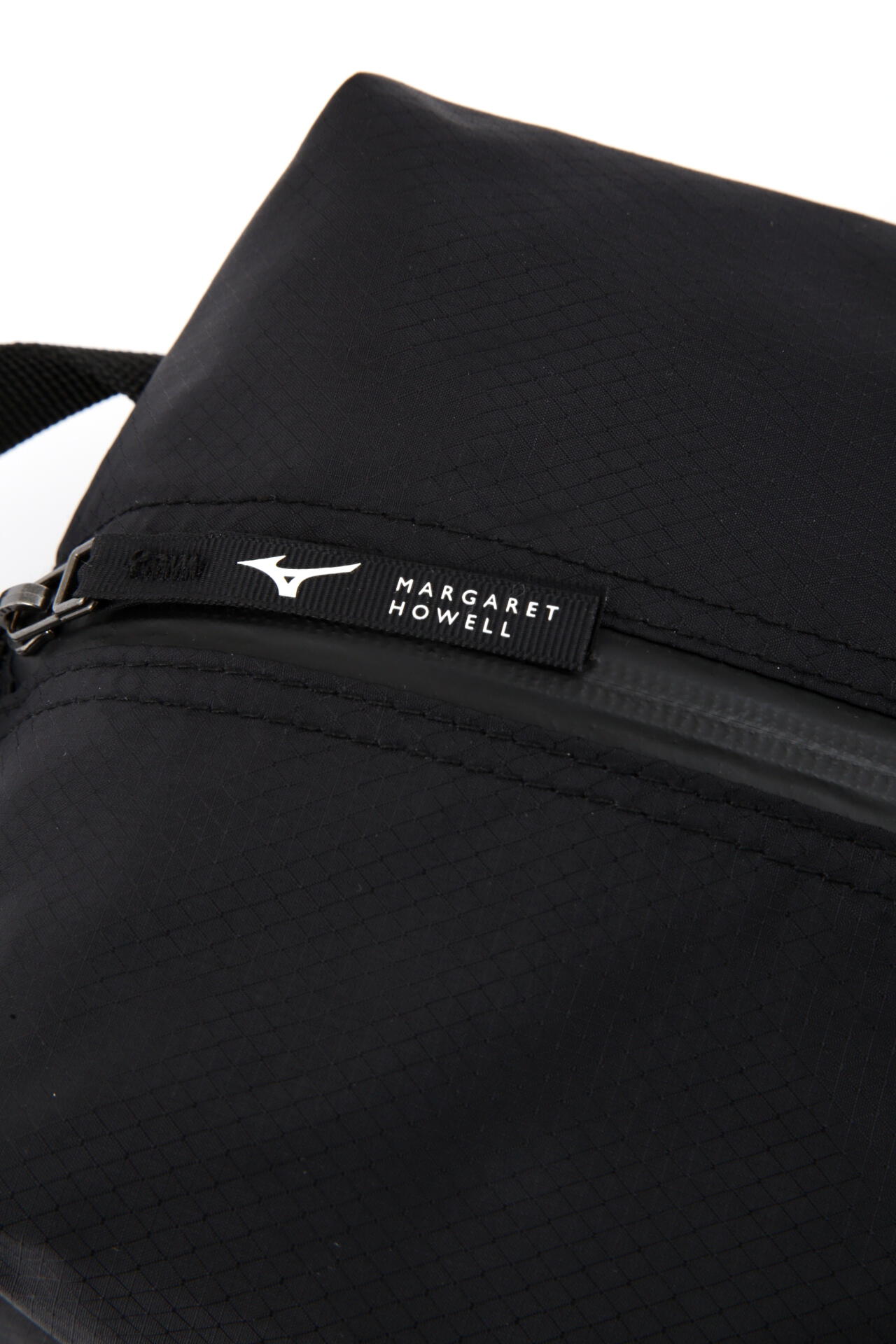 バッグ MARGARET HOWELL NYLON RIPSTOP NYLON RIPSTOP | MARGARET HOWELL（マーガレット・ハウエル） ｜【公式