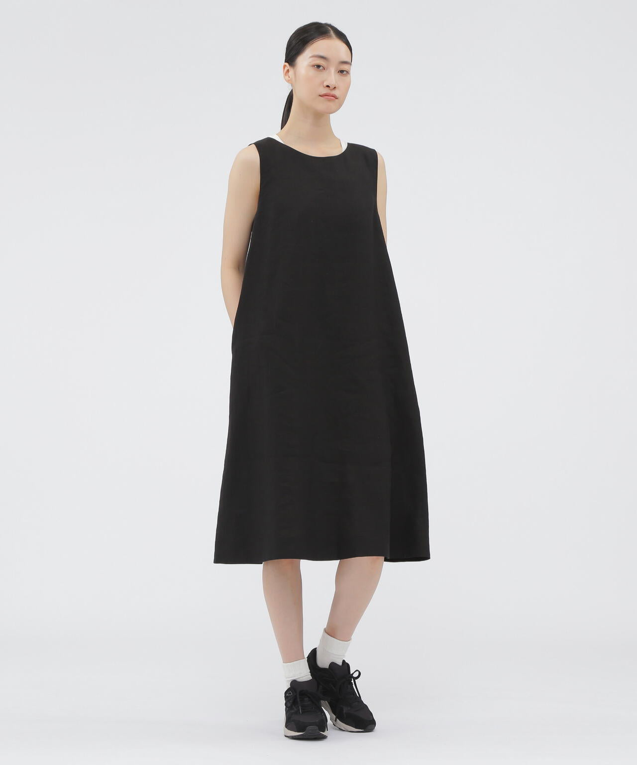 DENSE FINE LINEN POPLIN DRESS