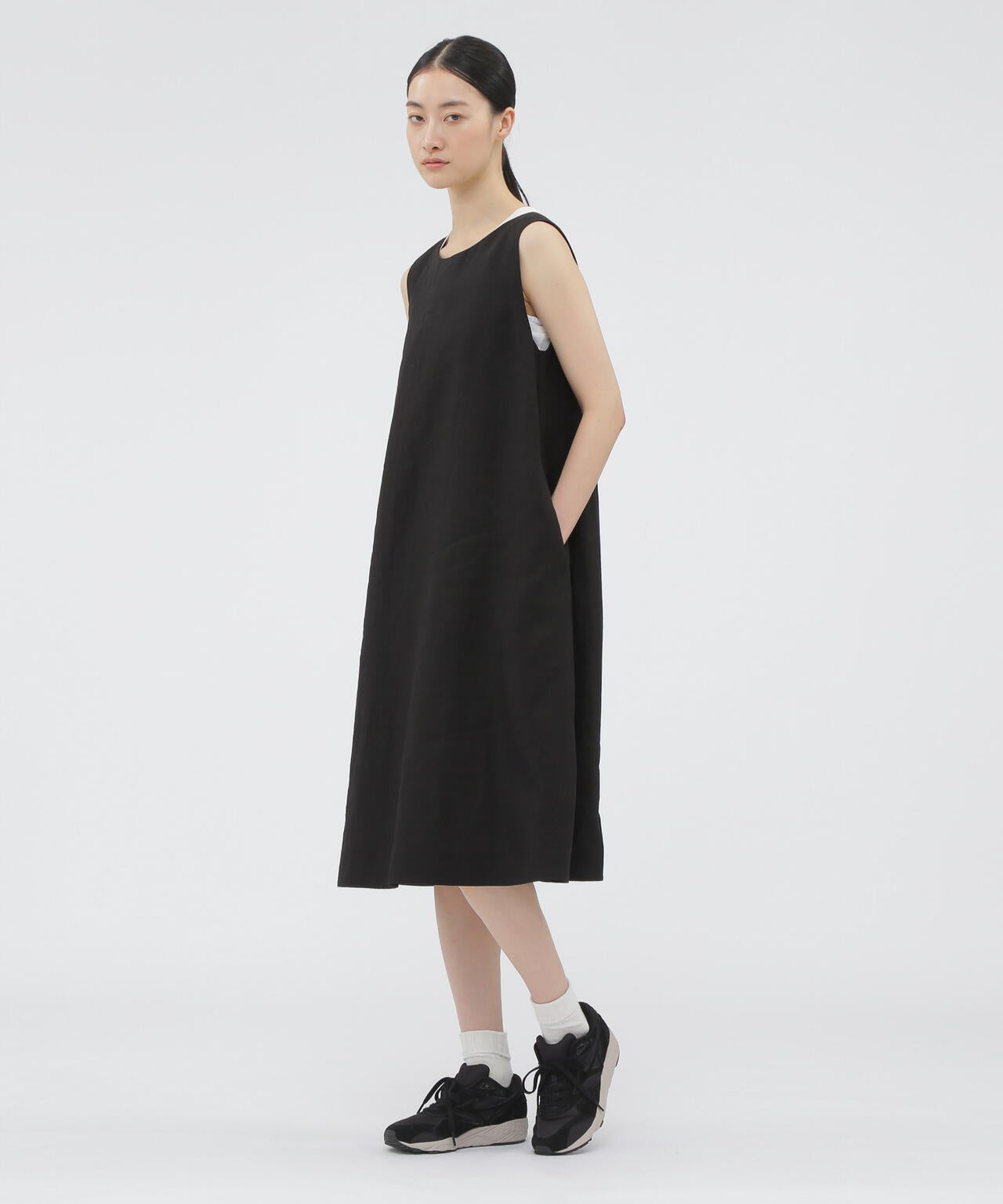 DENSE FINE LINEN POPLIN DRESS