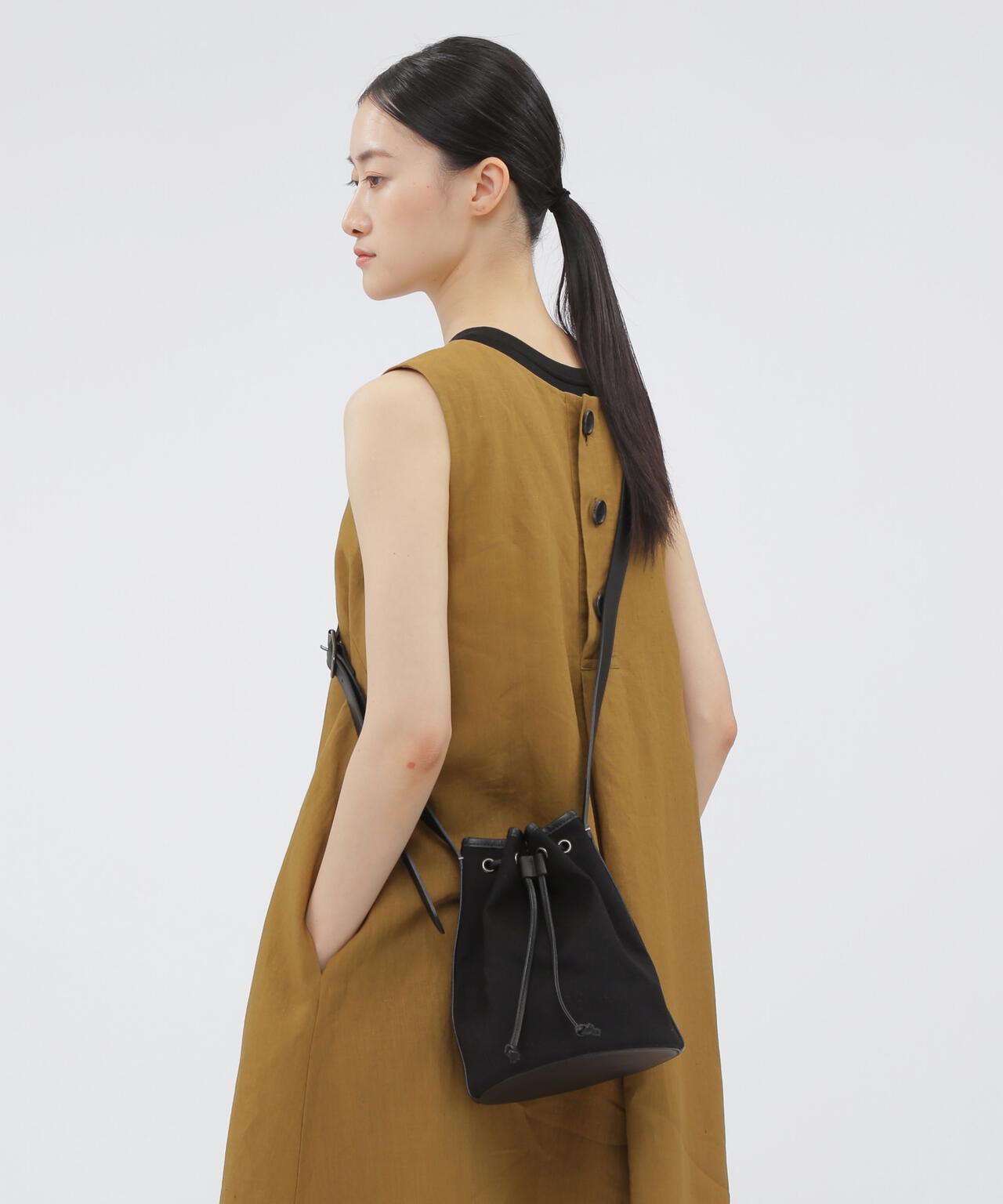 NYLON CANVAS & SMOOTH LEATHER