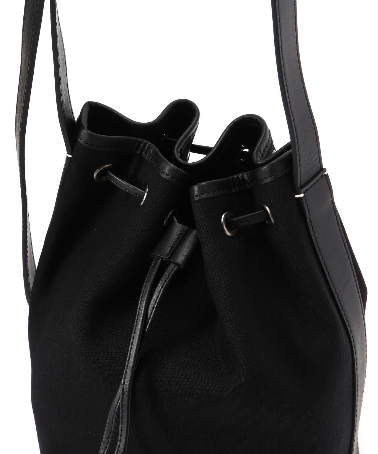 NYLON CANVAS & SMOOTH LEATHER