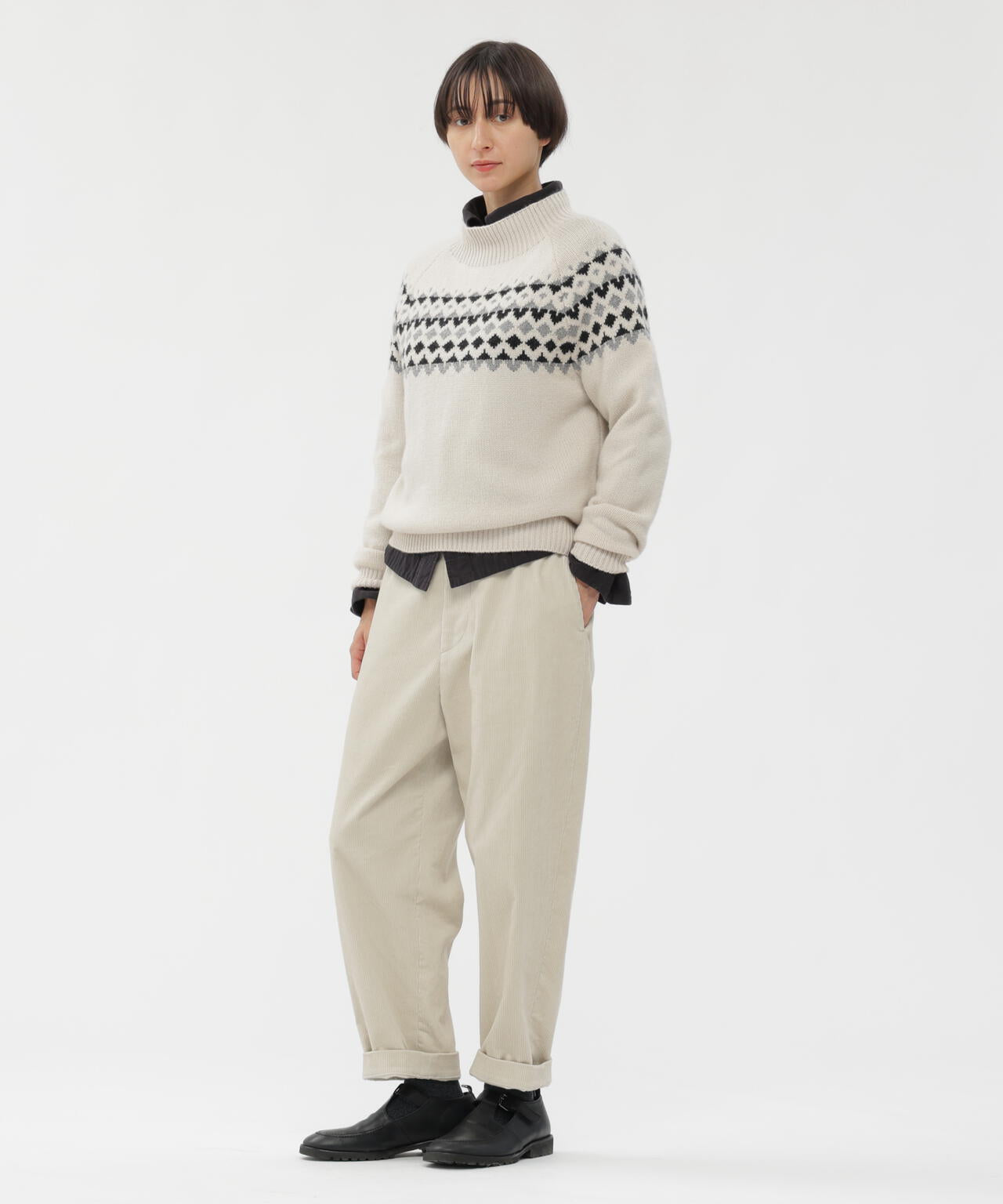 9 WALE CORDUROY TROUSERS