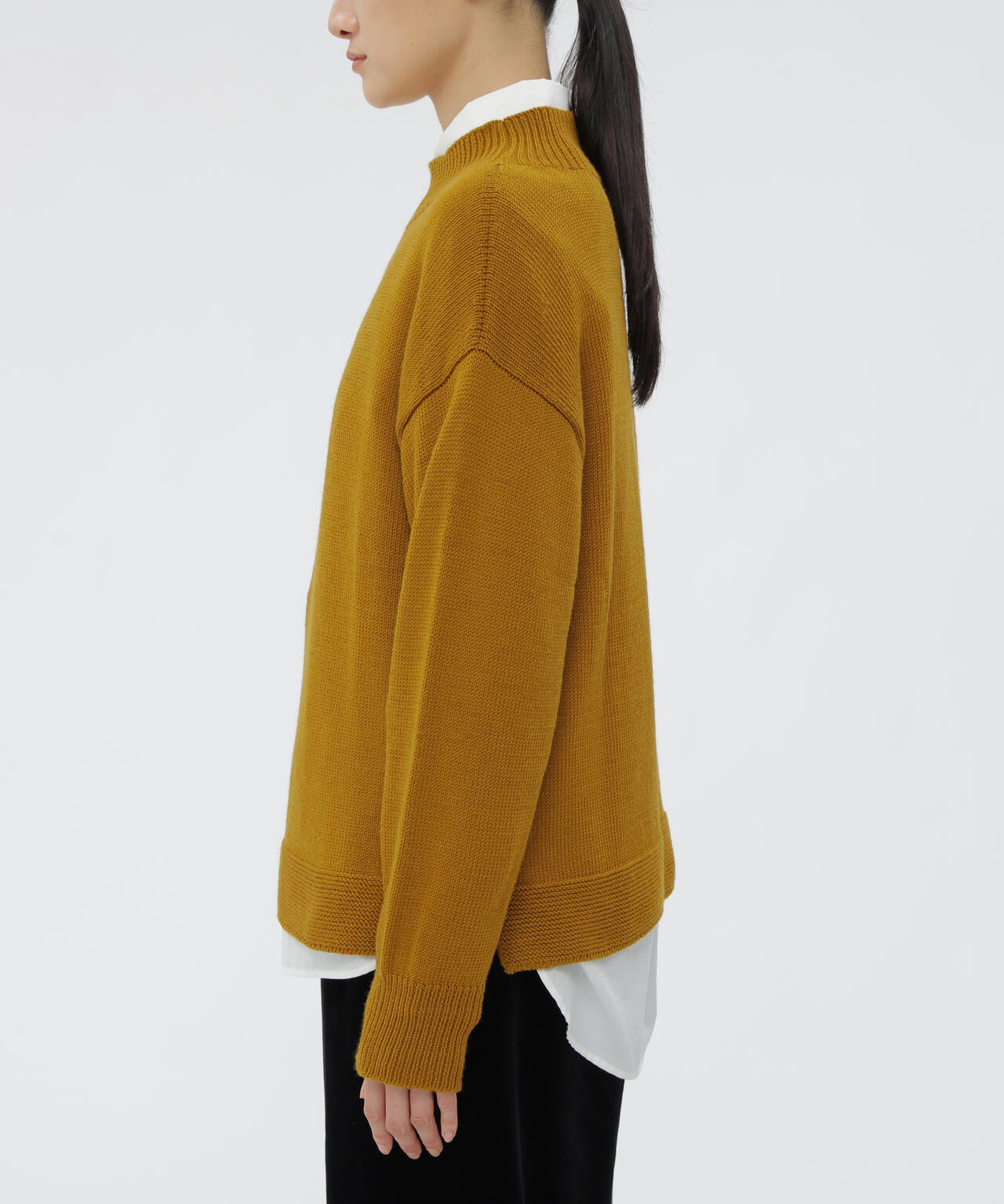 CORD YARN WOOL KNITWEAR