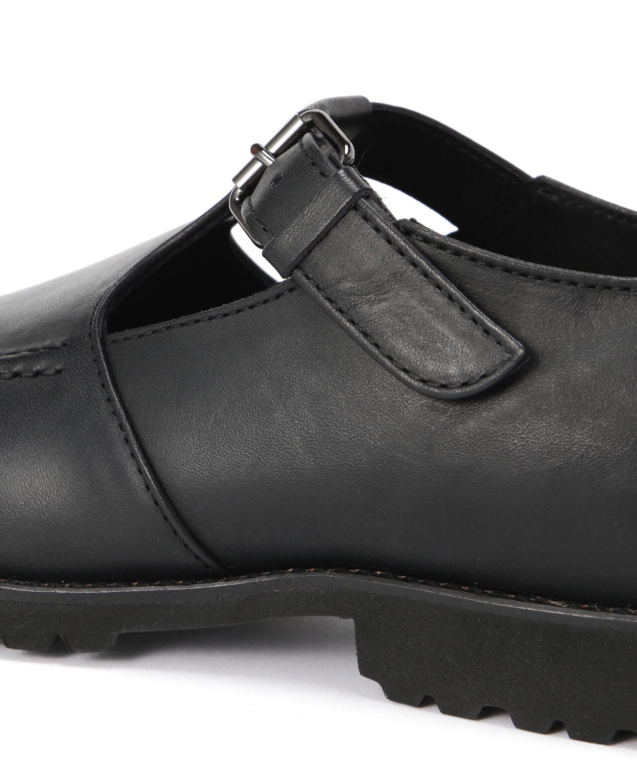 ITALIAN OILED LEATHER